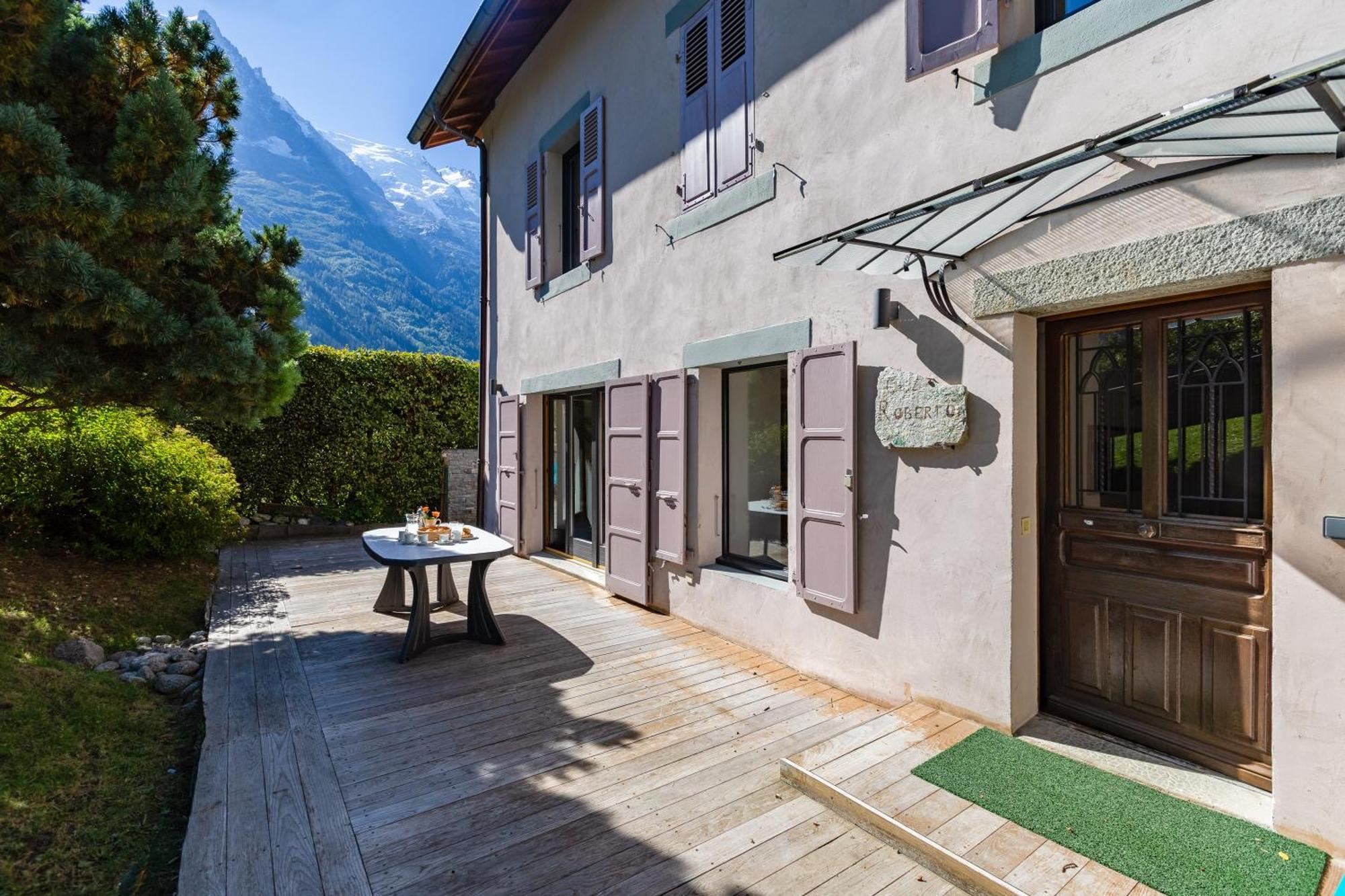 Chez Roberto - Happy * Chamonix