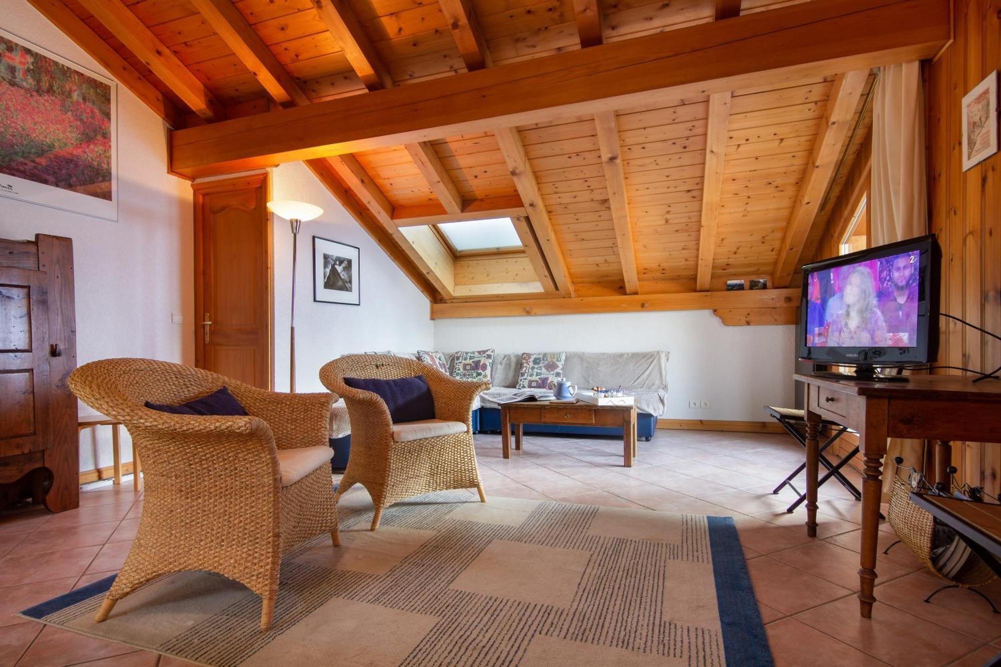 Les Drus 118 - Happy Apartment
