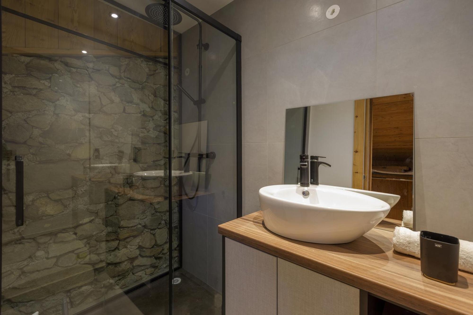 La Ferme A Roland In - Out - Happy Apartment Chamonix