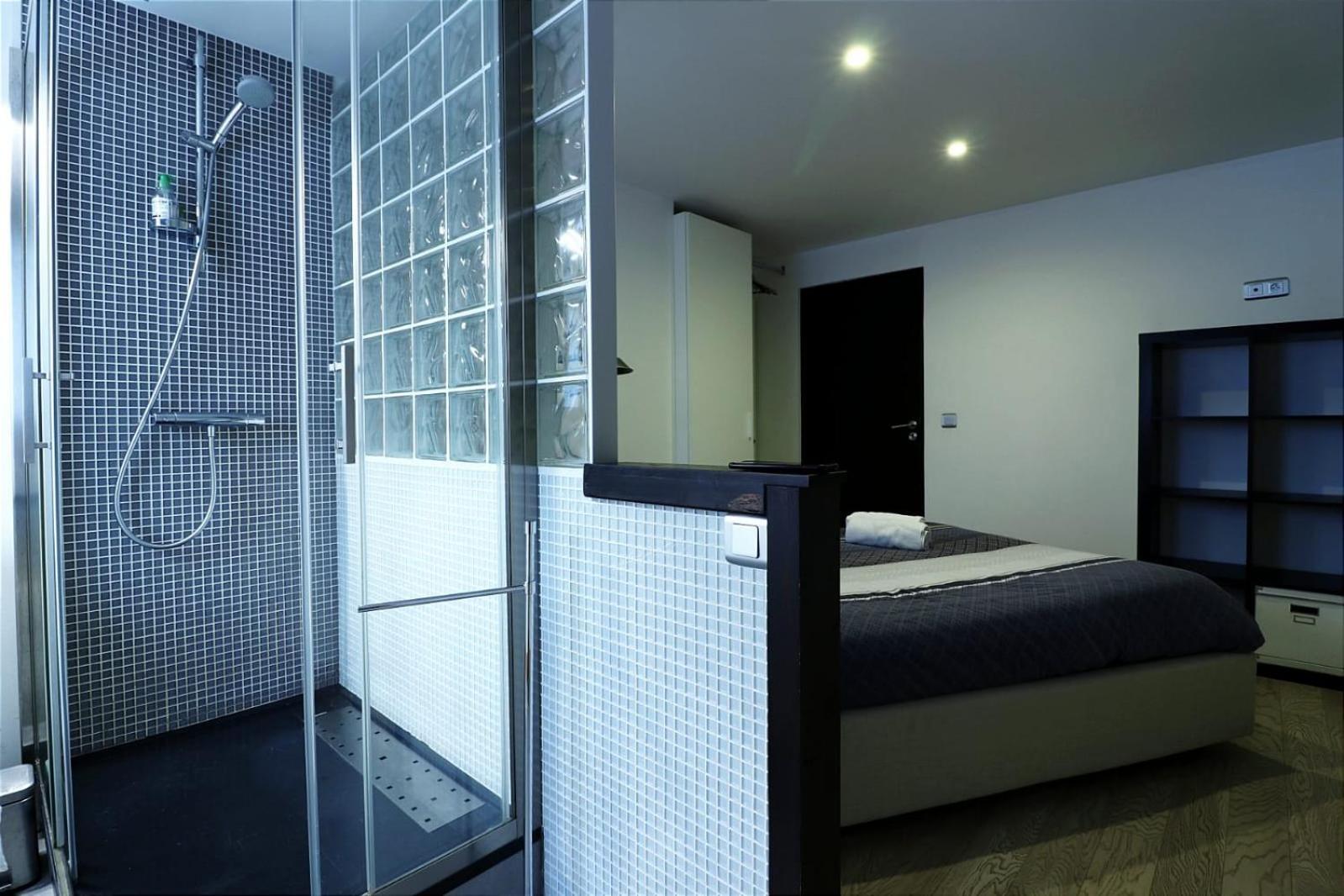 Appartement- Centre Apartment *