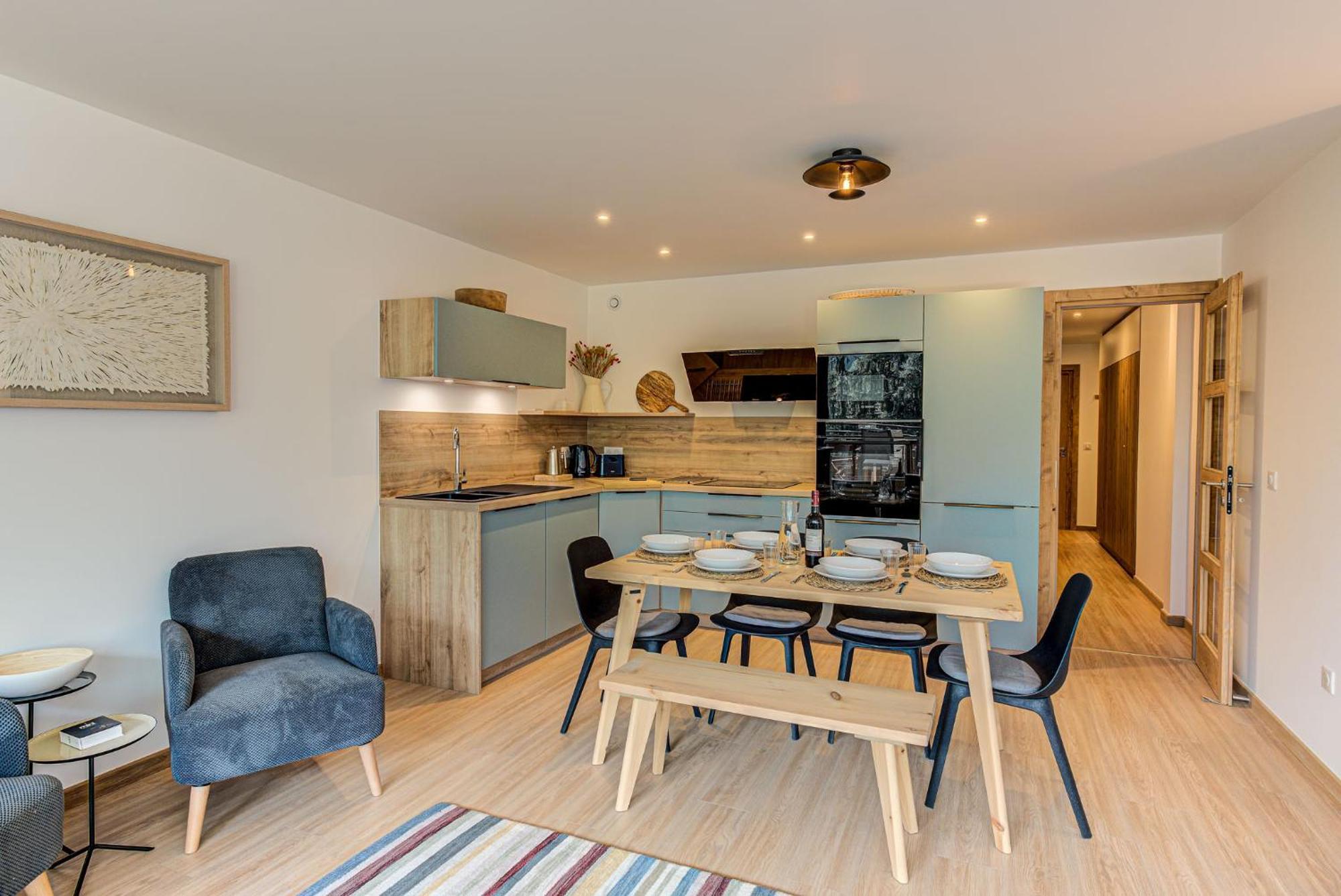 Cristal Des Glaces, Mont Blanc View, Alpes Travel, Sleeps 6 Chamonix