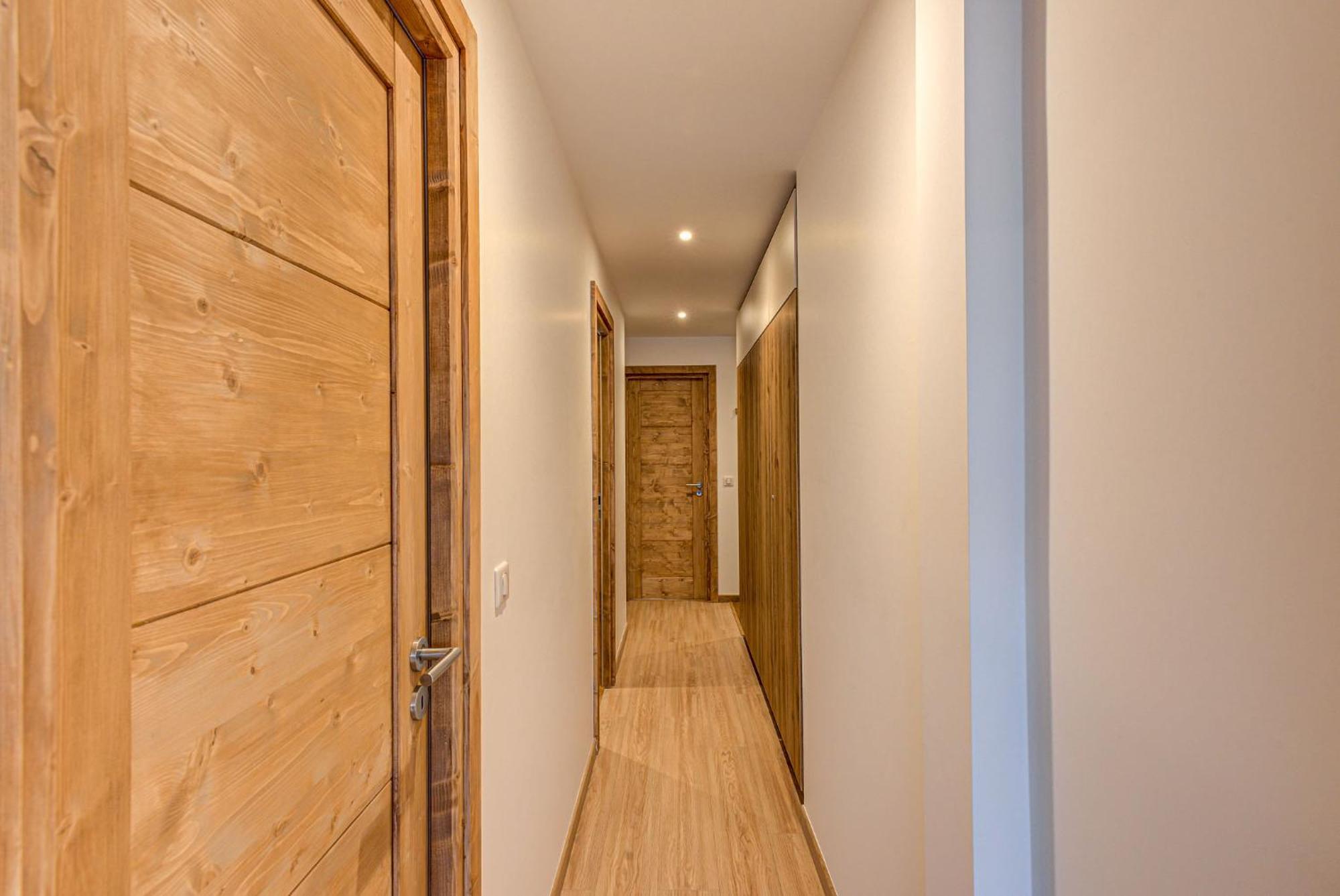 Apartment Cristal Des Glaces, Mont Blanc View, Alpes Travel, Sleeps 6