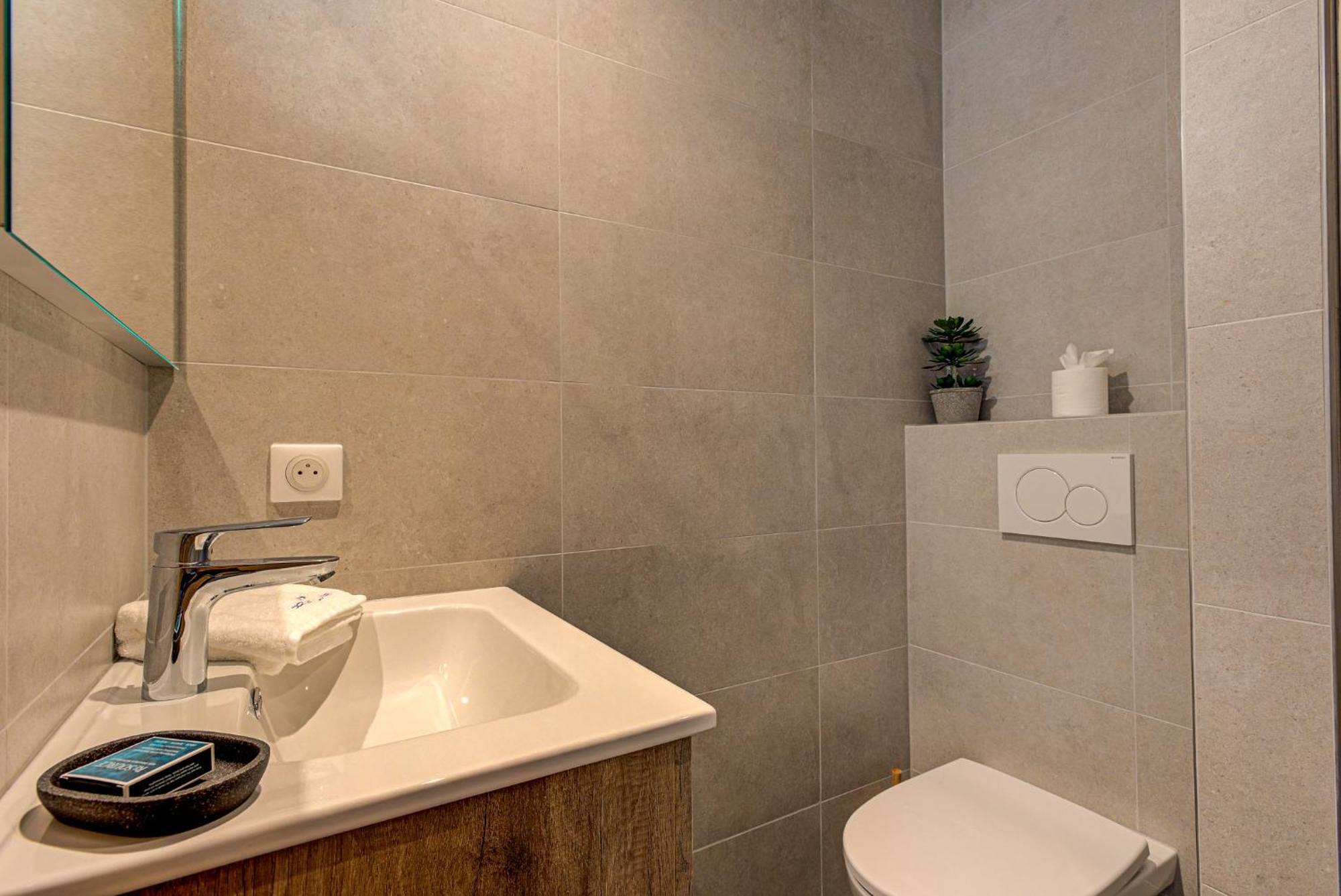 Appartement Cristal Des Glaces, Mont Blanc View, Alpes Travel, Sleeps 6 *