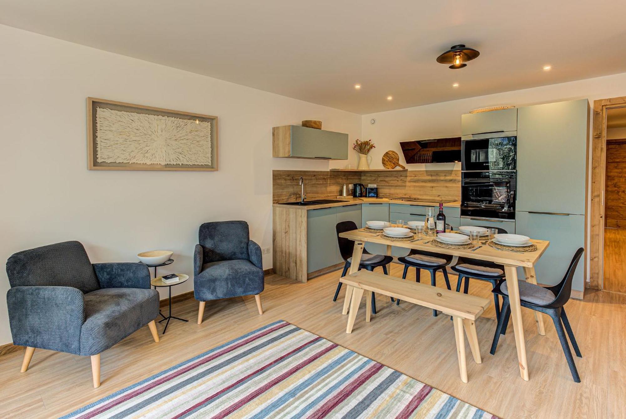 Cristal Des Glaces, Mont Blanc View, Alpes Travel, Sleeps 6 * Chamonix