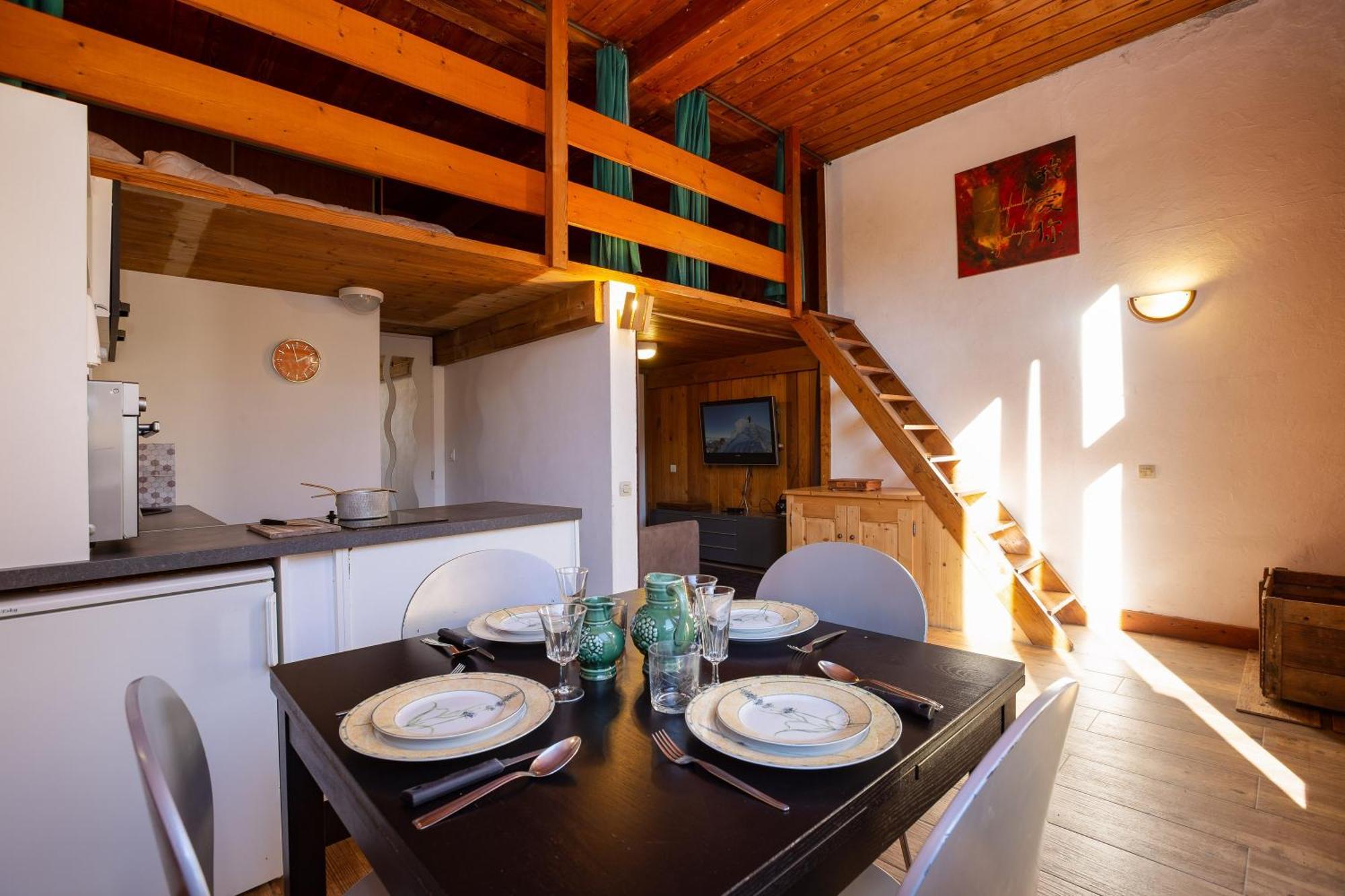 Apartment Grand Roc - 708 - Happy Chamonix