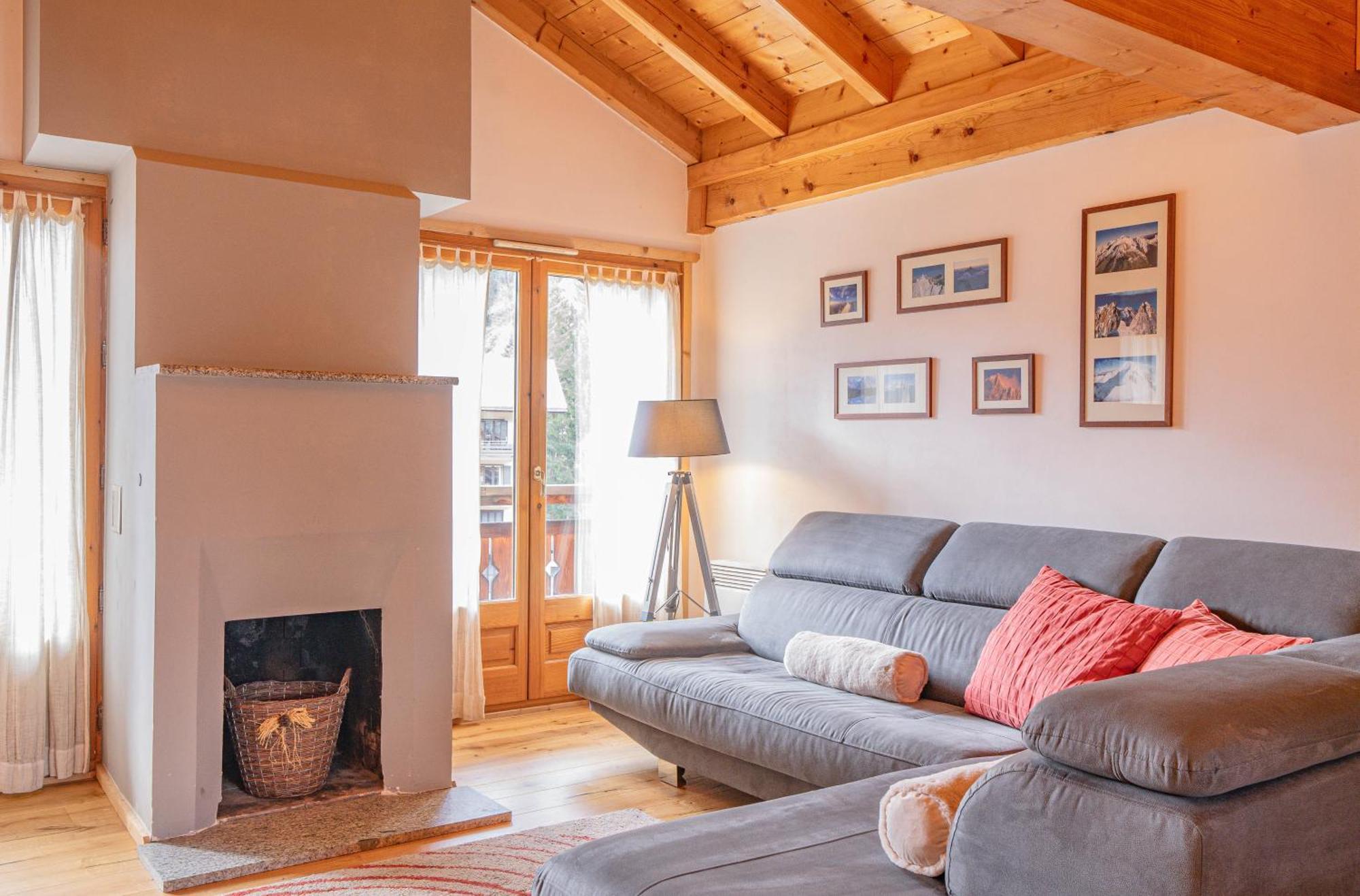Capucin - A 3 Bedroom Mountain Loft Apartment *