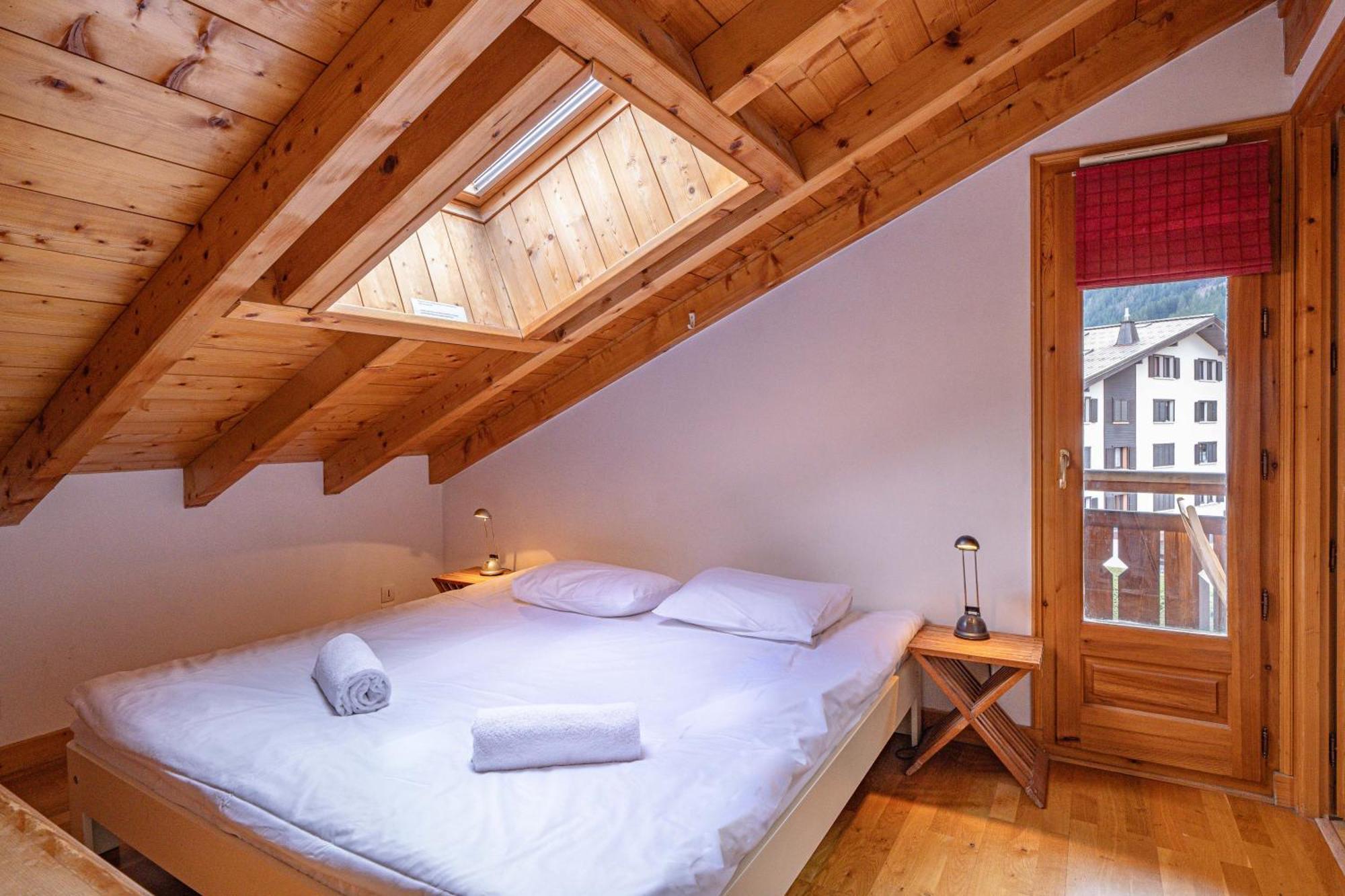 Apartment Capucin - A 3 Bedroom Mountain Loft Chamonix