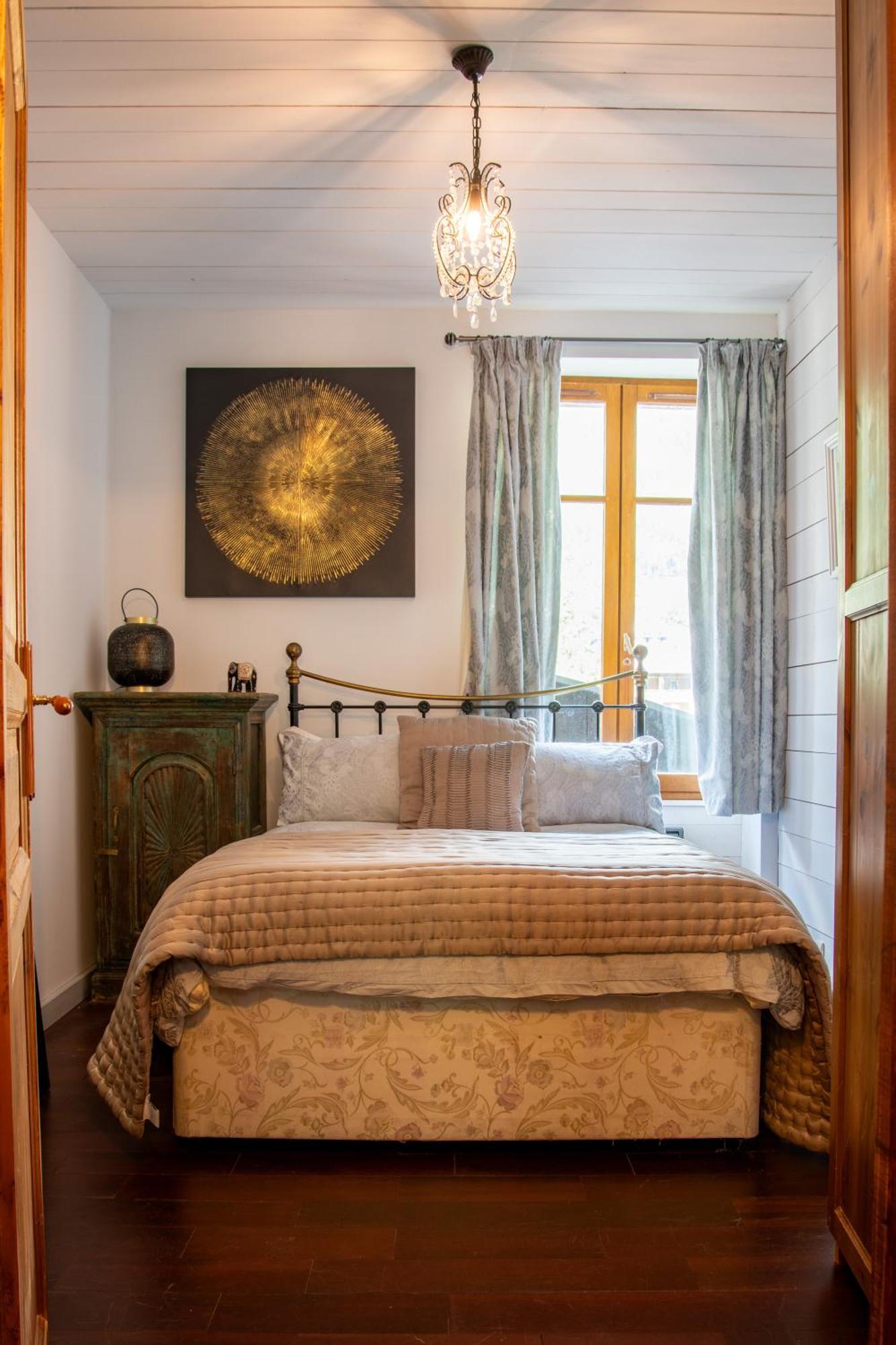 Heart Of Lovely And Cosy 2 Bedrooms, Terrace, Parking *
