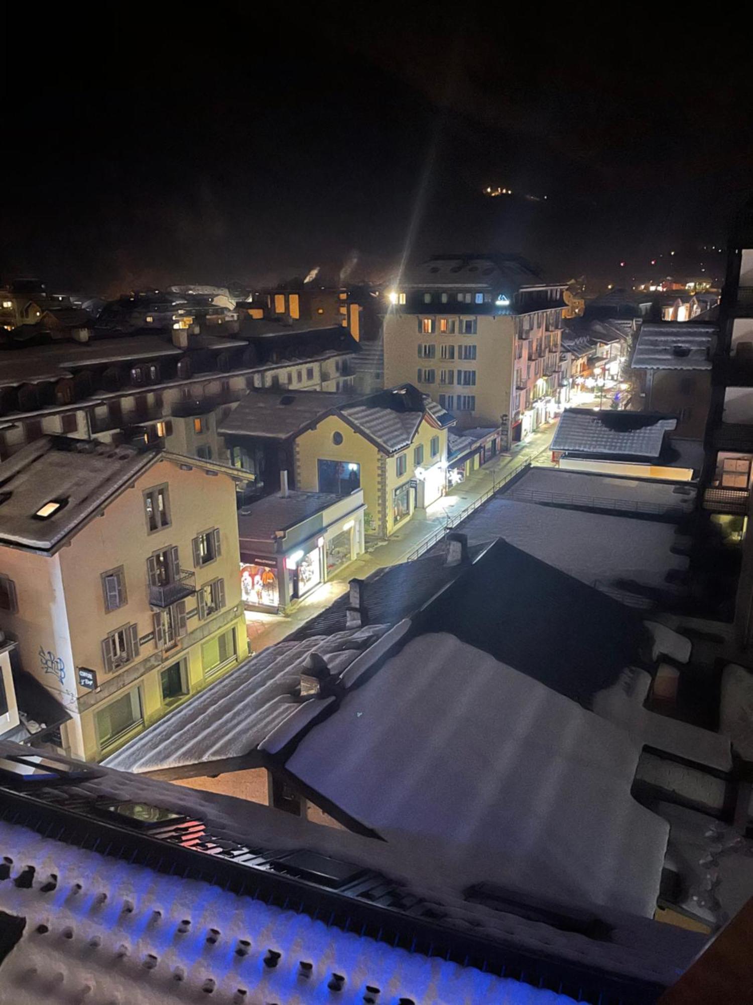 Plein Centre Vue Panoramique Exceptionnelle Sud Tres Grand Chamonix