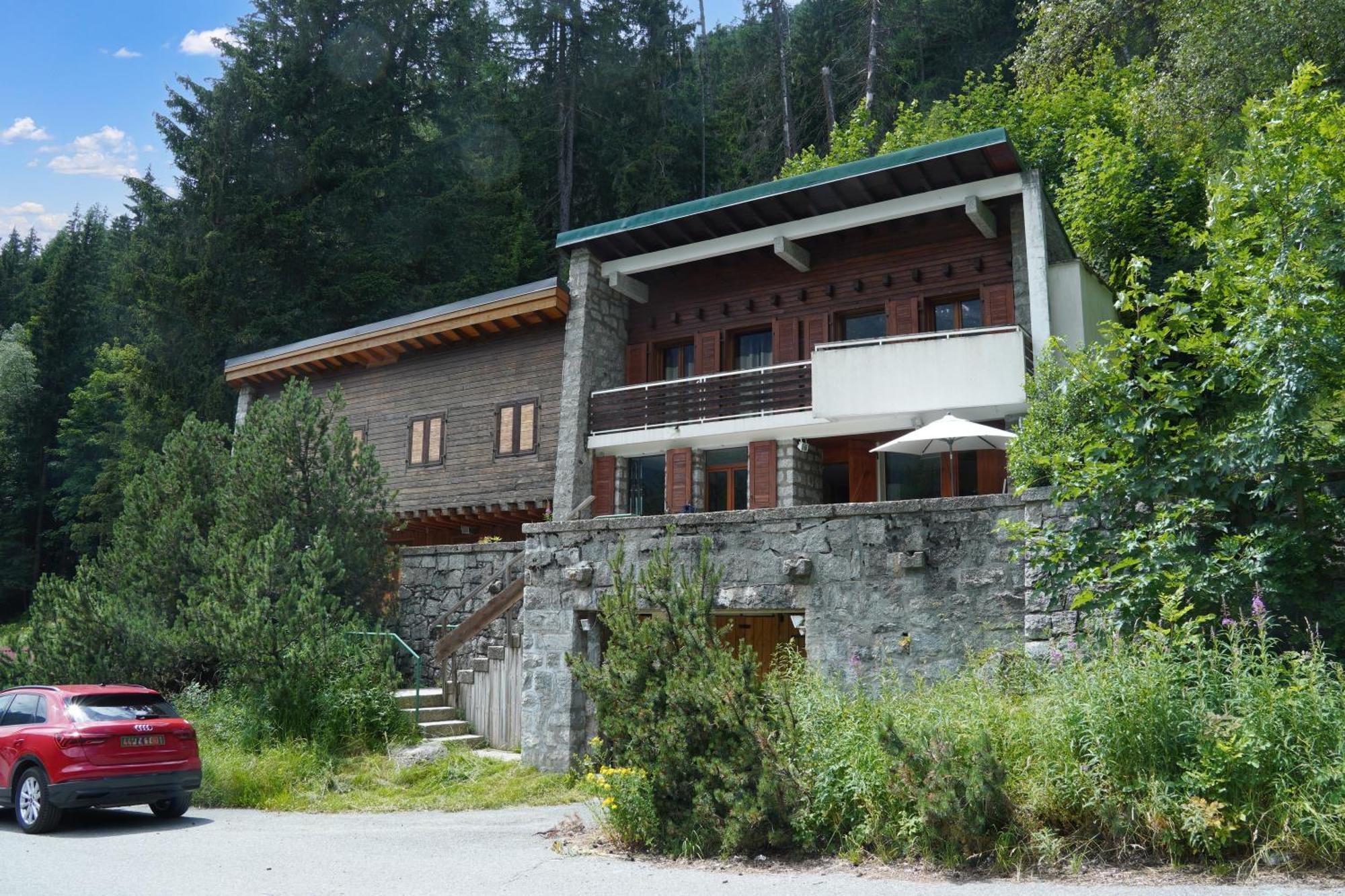 Glacier - Happy Chalet