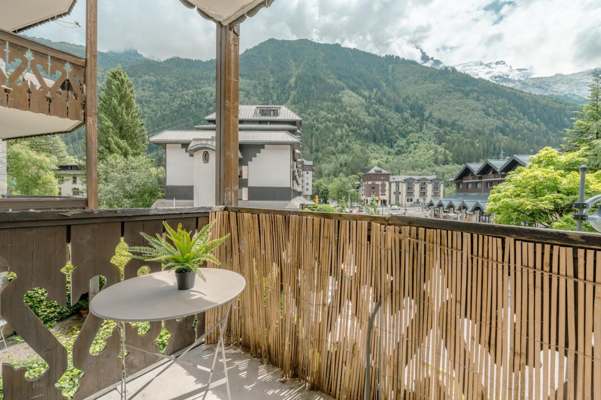 Apartment Sud - Jonquilles 138 - Happy Chamonix
