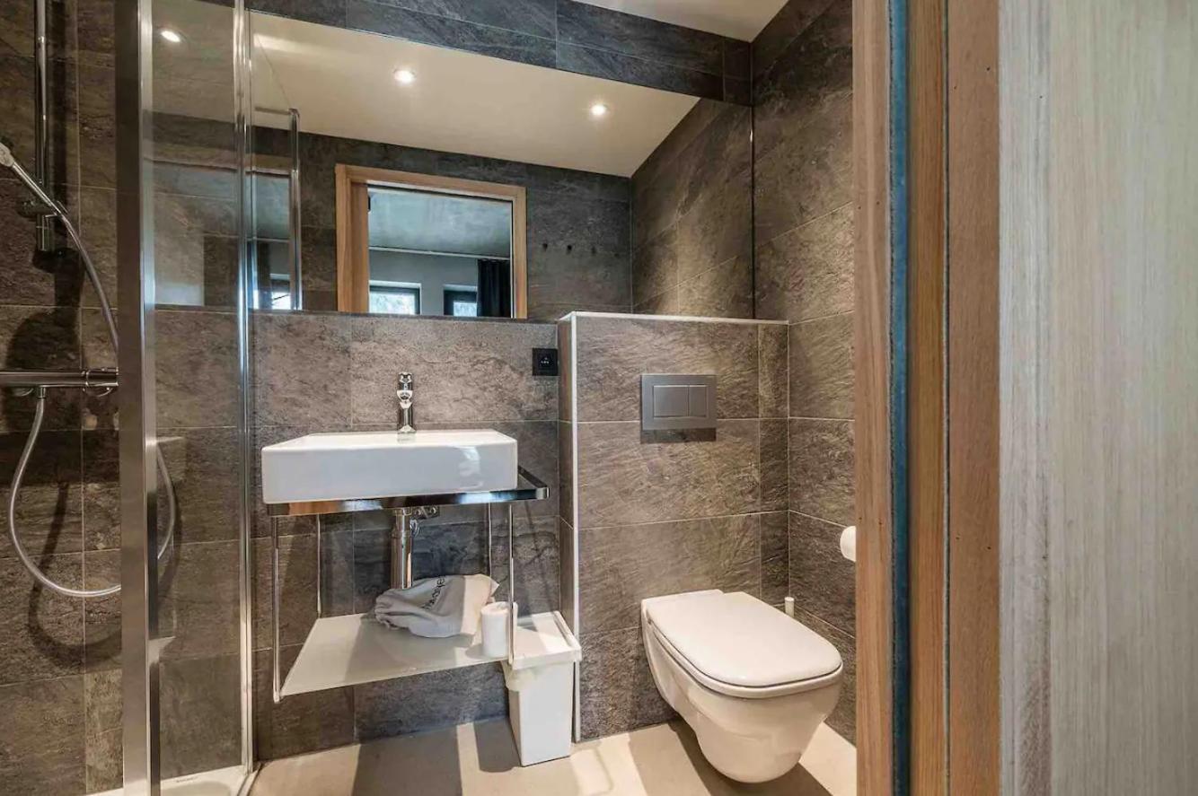 Chalet Agathe - Luxury Mountain Retreat Apartment *