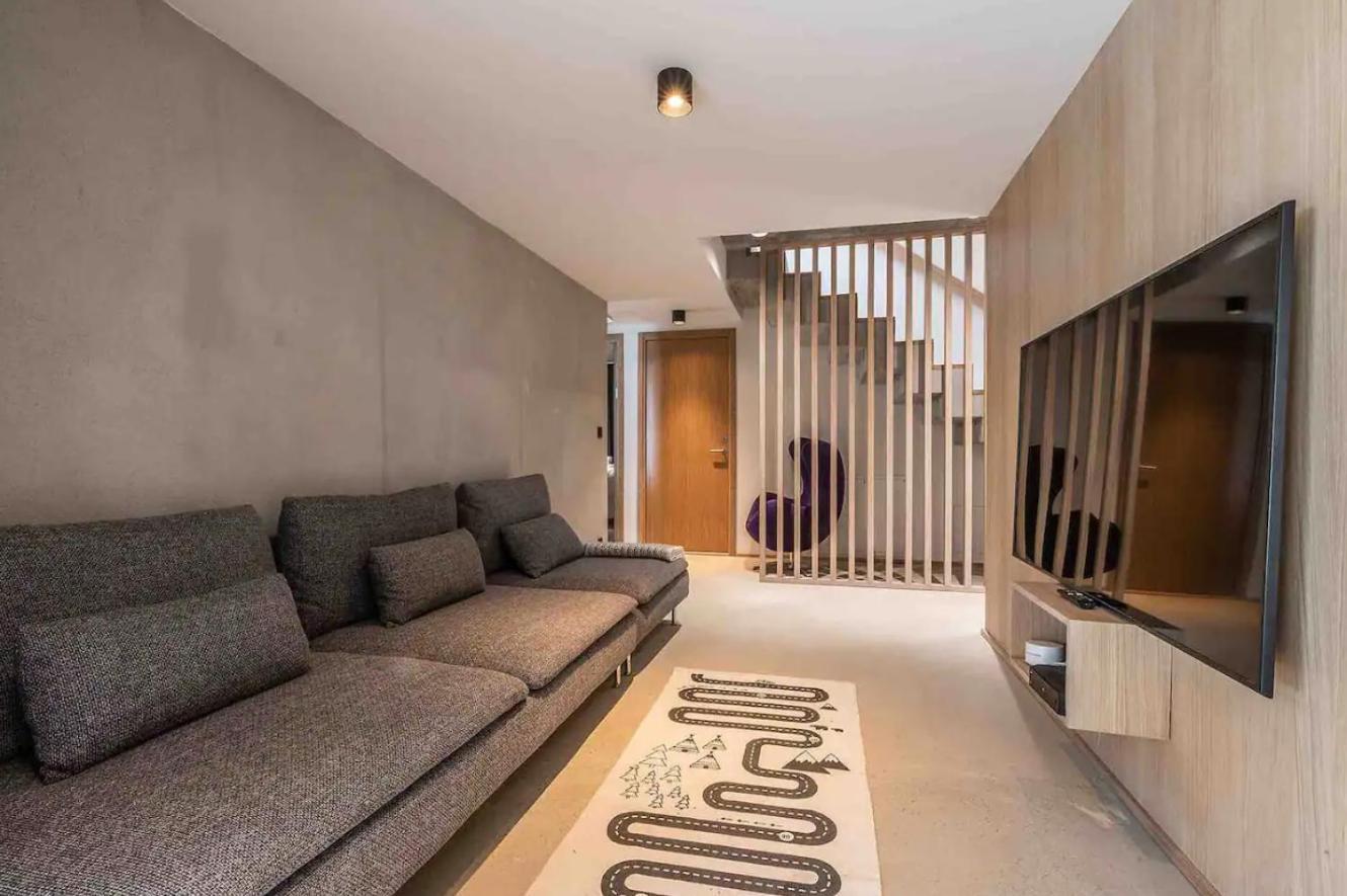 Chalet Agathe - Luxury Mountain Retreat