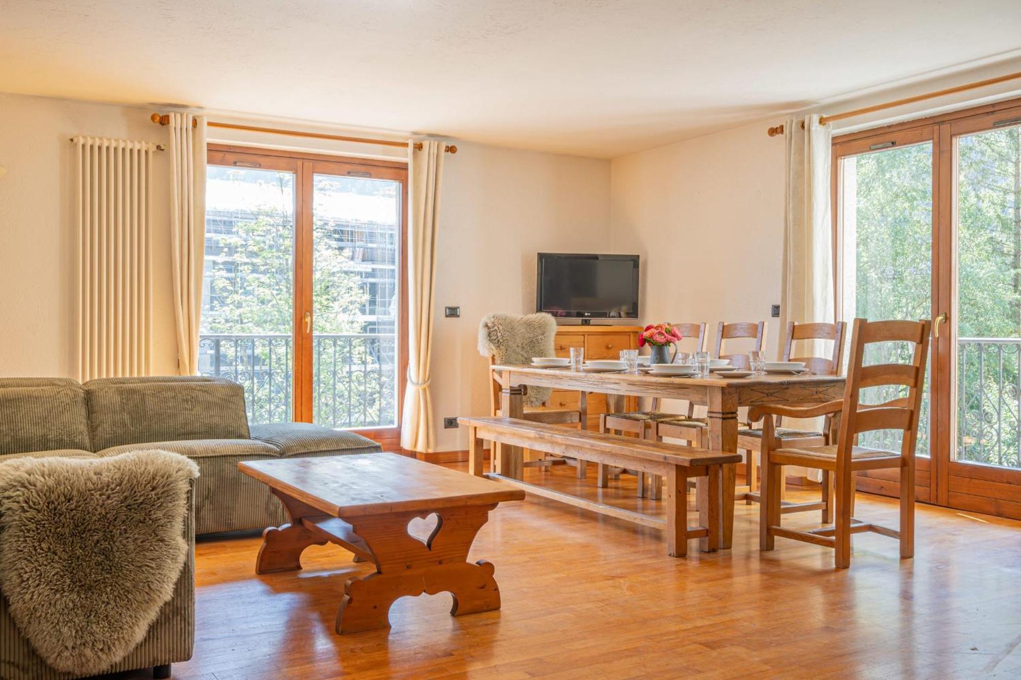 Apartment Coeur Des Alpes - A Spacious 3-bedroom With Spectacular Views *