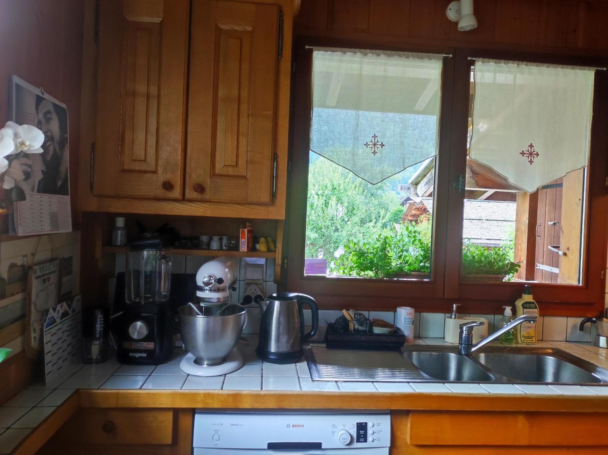 Tellahouse Guest house