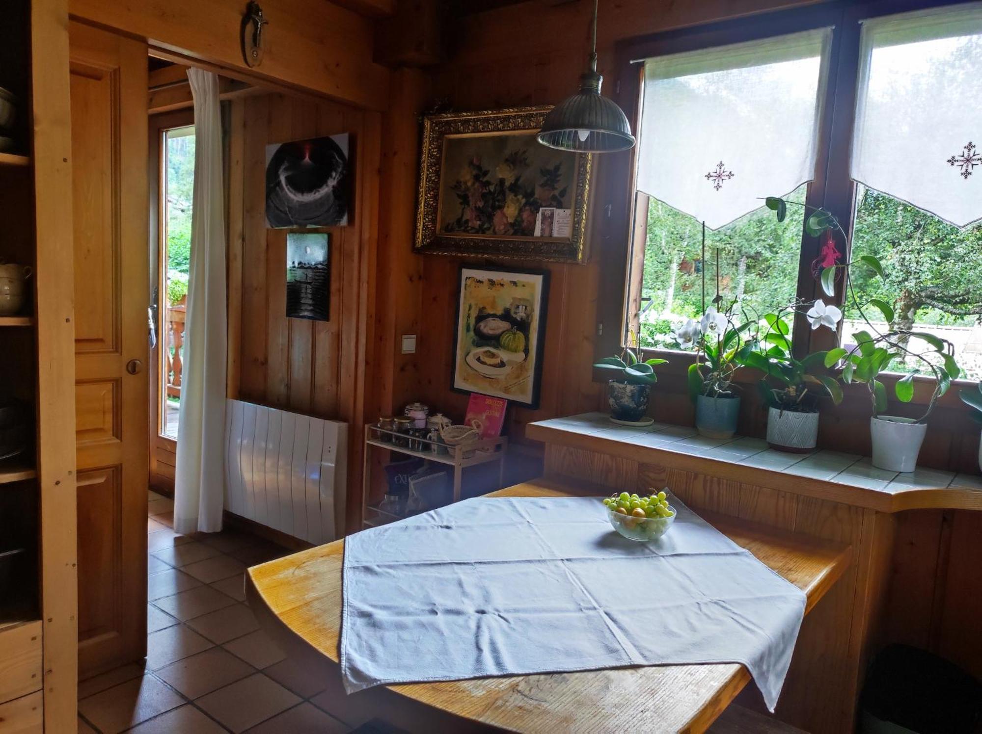 Tellahouse Guest house *