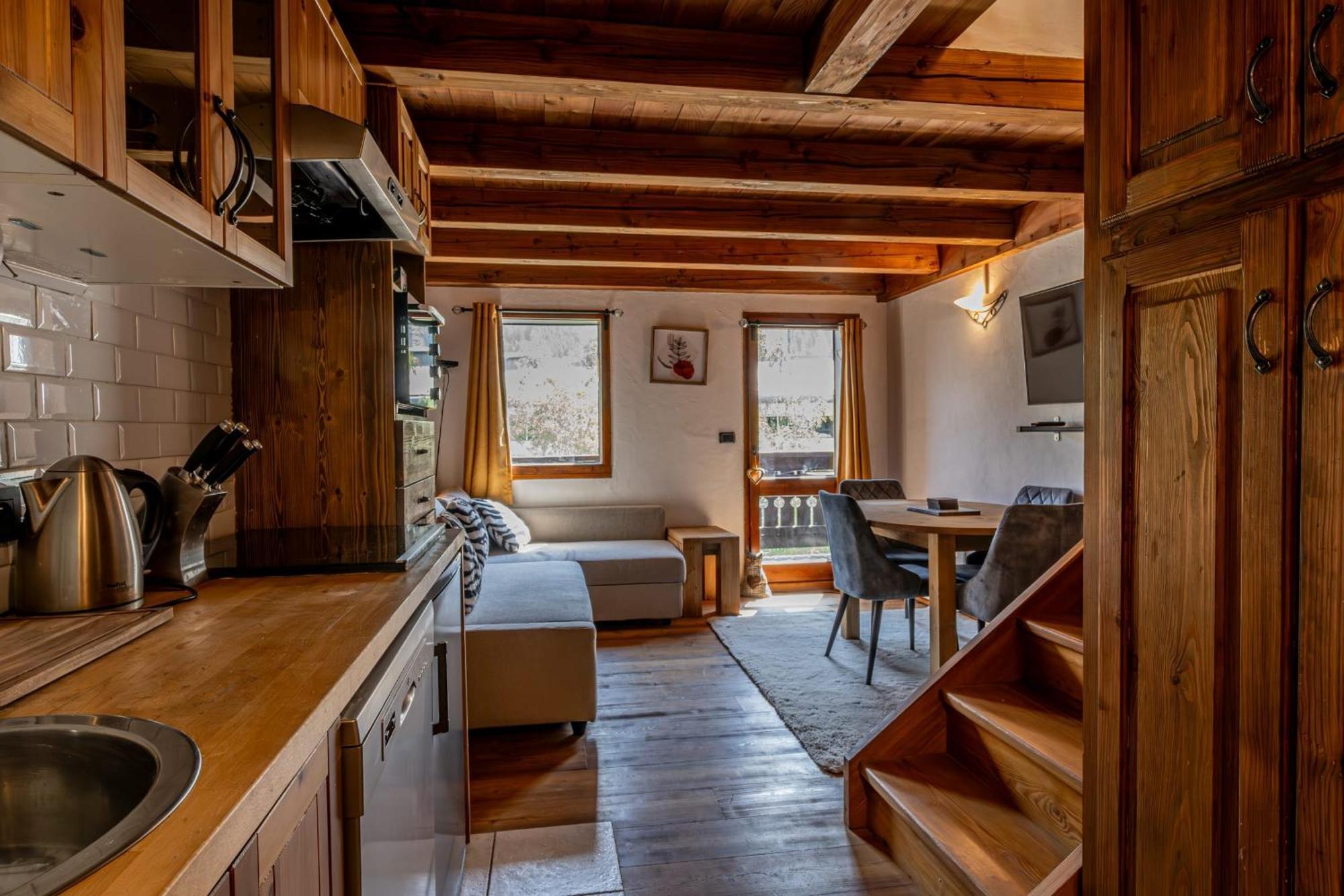 Apartment Balcon De L'arve- Charming Duplex In Centre Chamonix