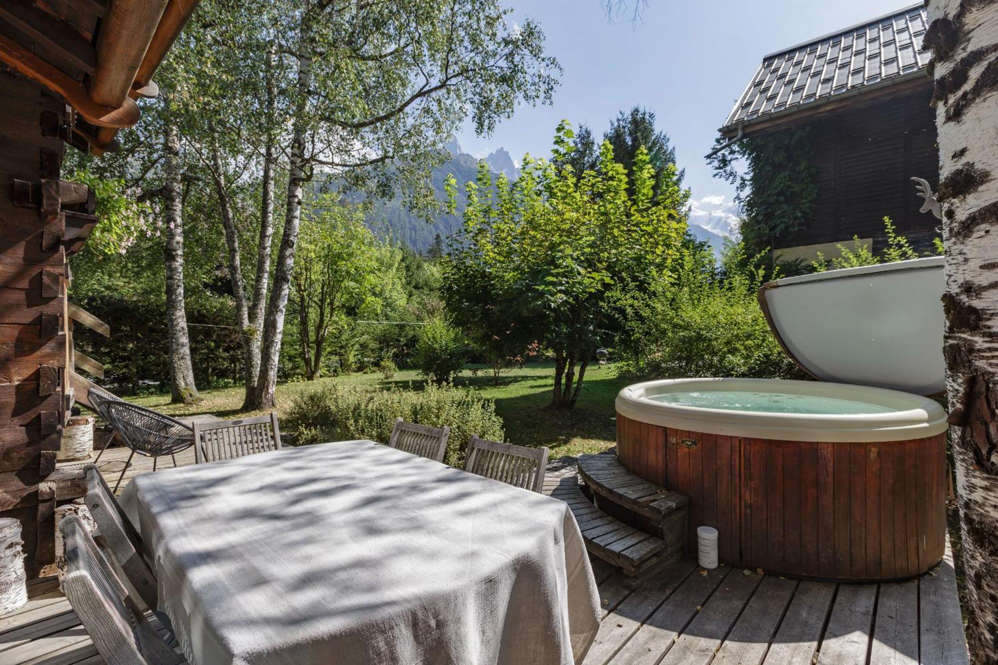 Holiday home Mazot Les Tines