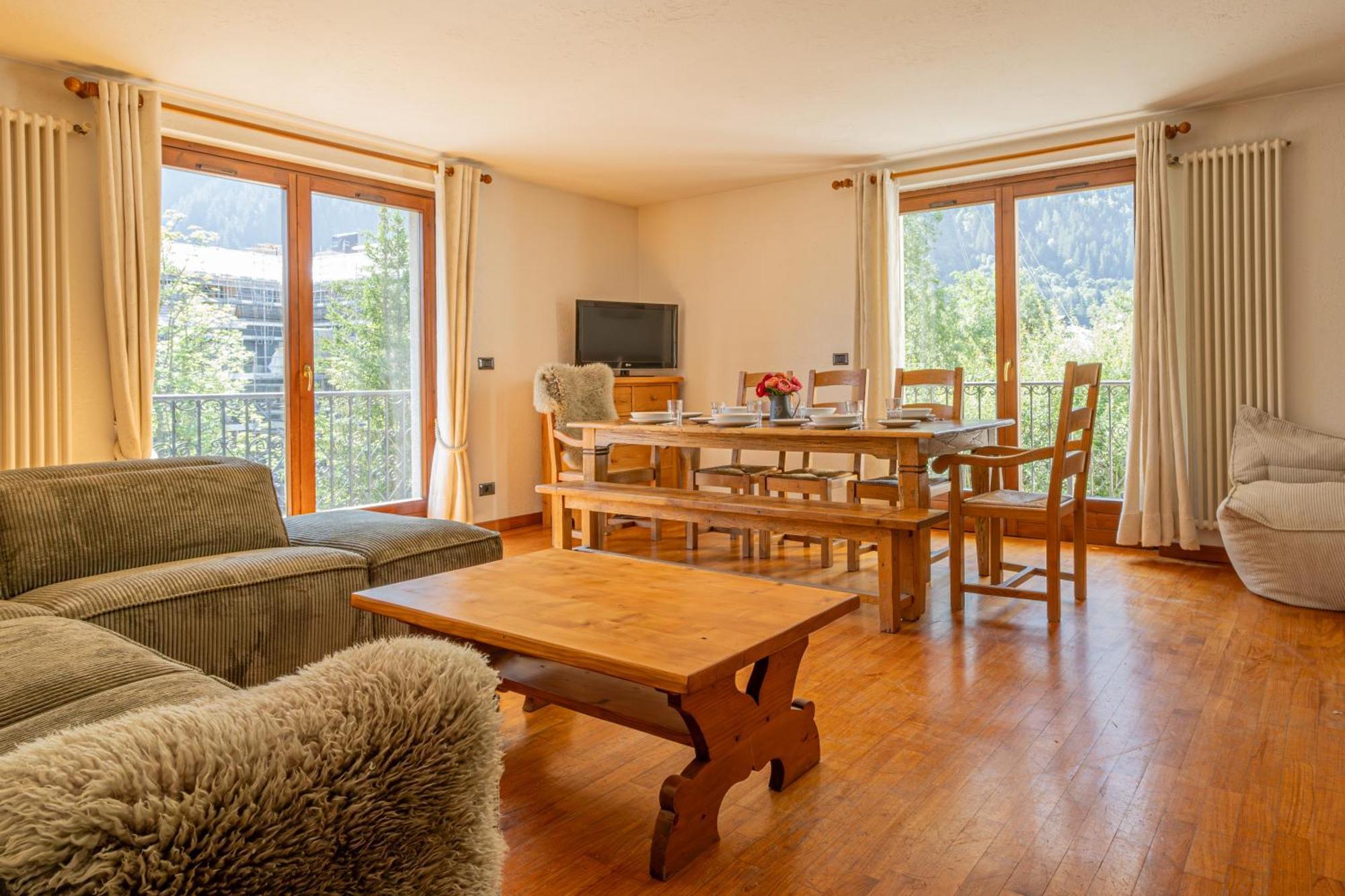Coeur Des Alpes - A Spacious 3-bedroom With Spectacular Views Apartment Chamonix