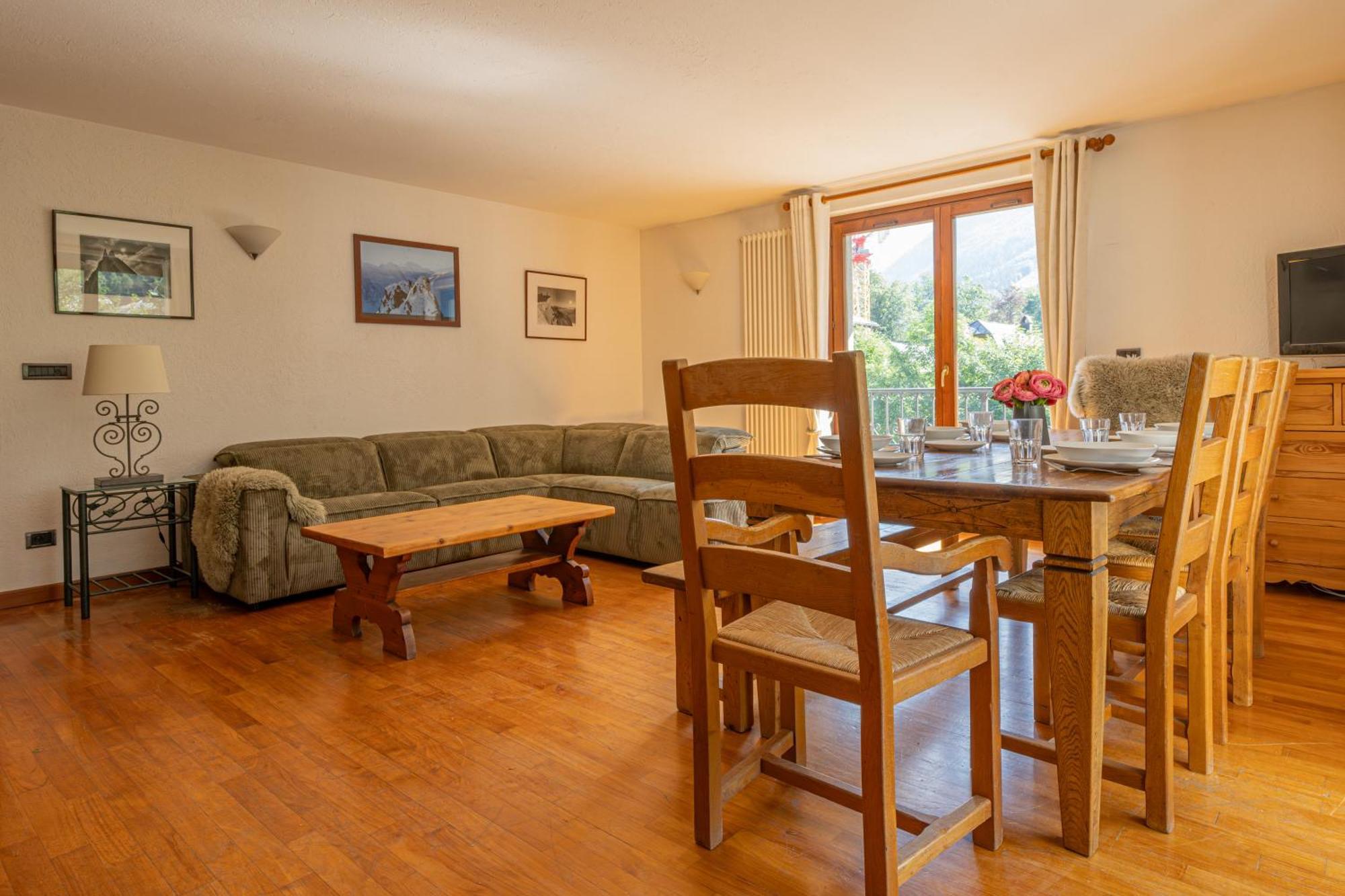 Coeur Des Alpes - A Spacious 3-bedroom With Spectacular Views
