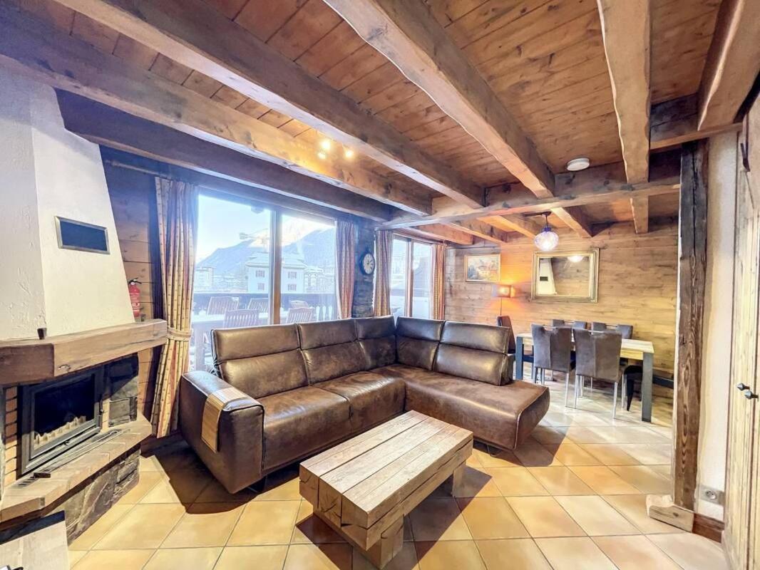 Apartment 3br Centre Living In