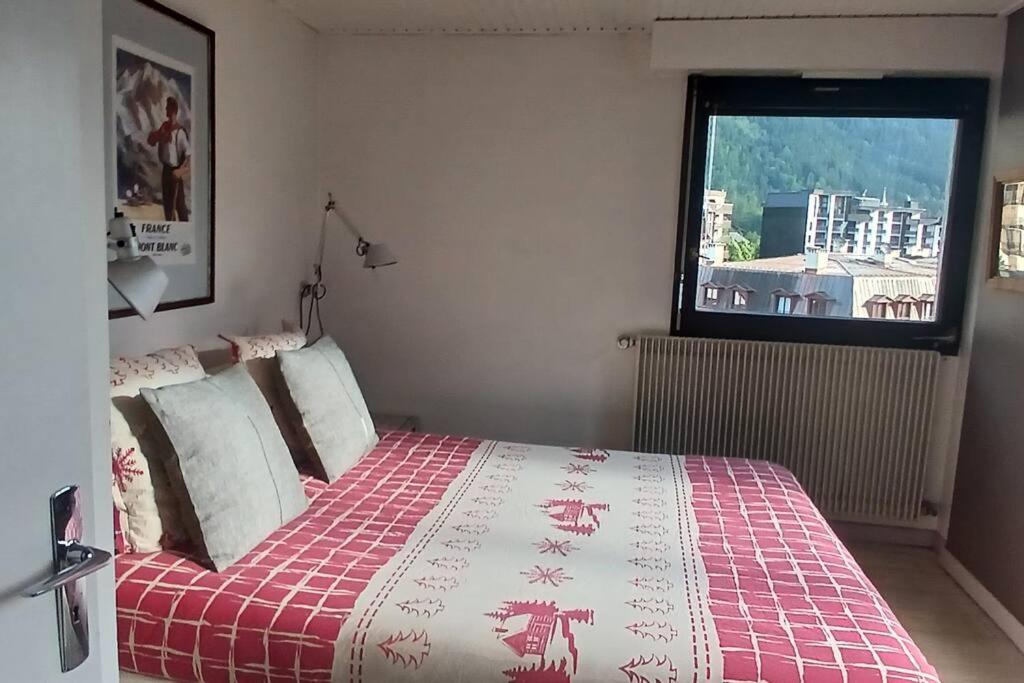 Two Bedroom Apartment, Hypercenter, Terrace Mont Blanc, Parking * Chamonix