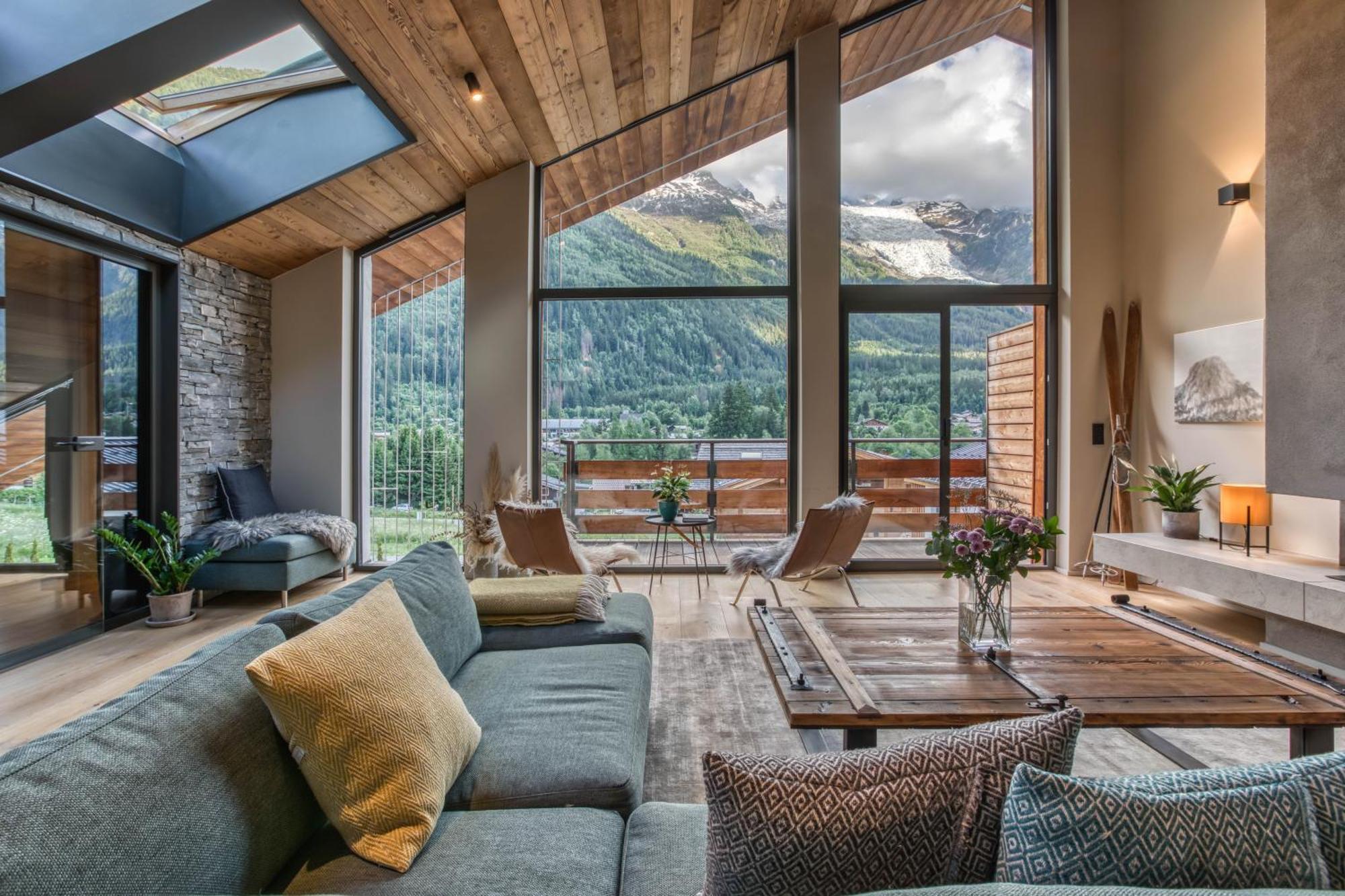 Rytola, Modern & In Chalet Chamonix
