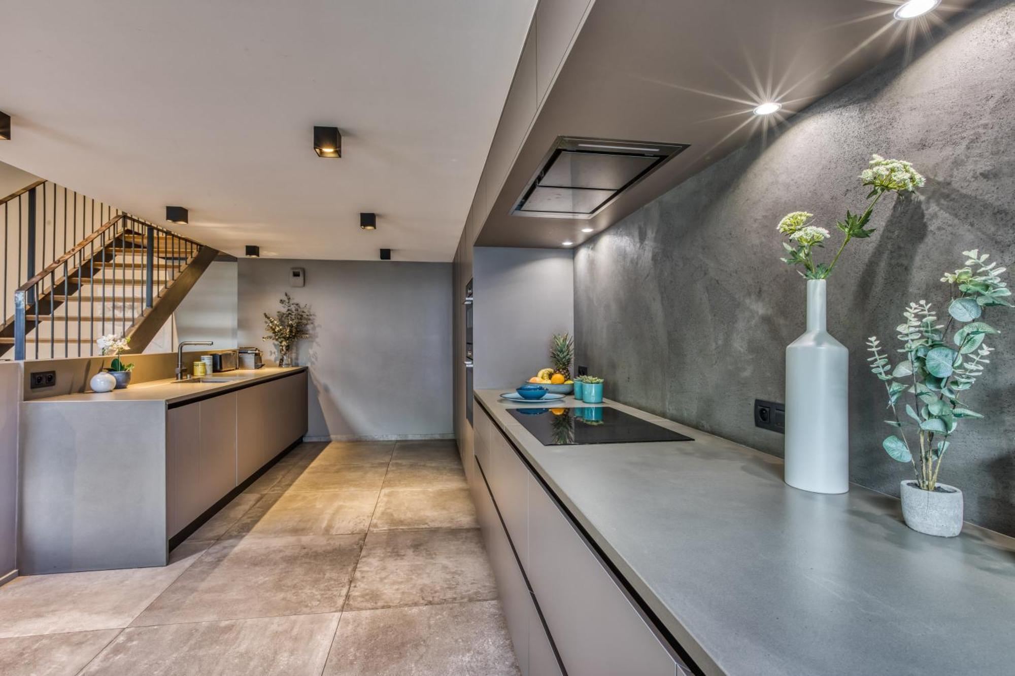 Chalet Rytola, Modern & In