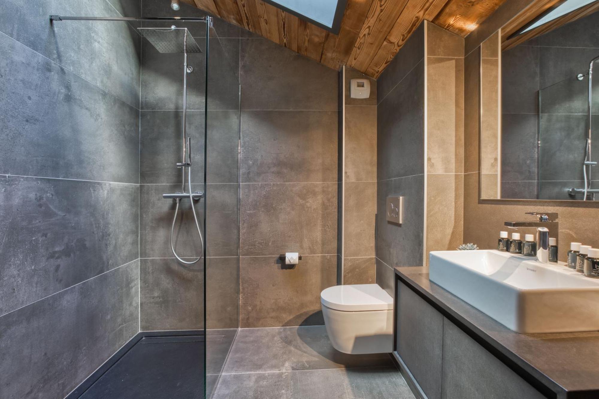 Rytola, Modern & In Chalet Chamonix