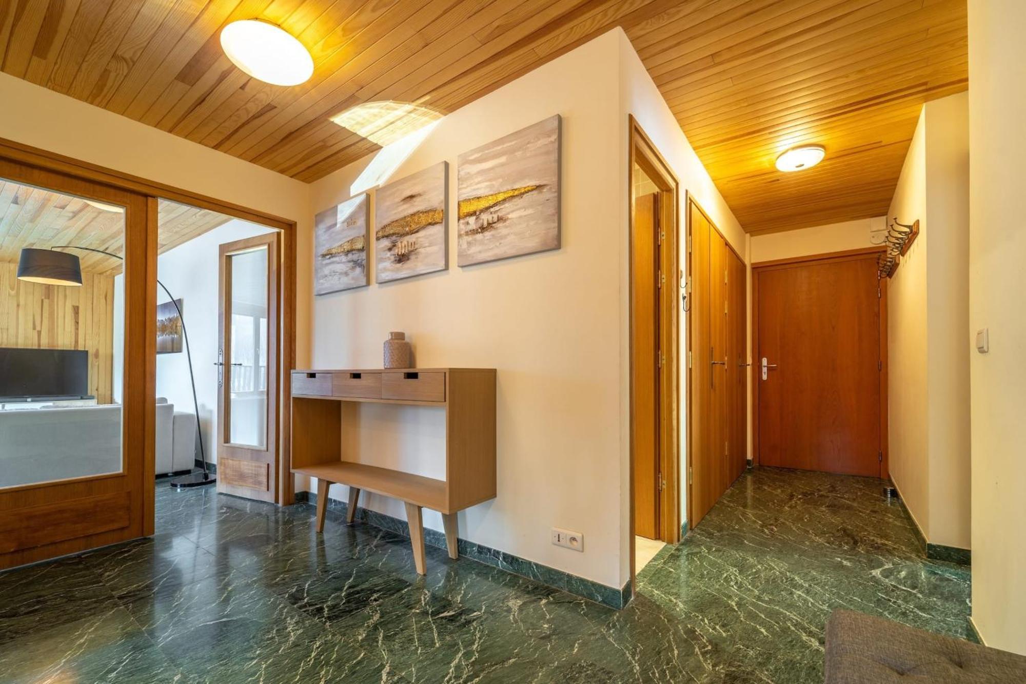 Spacious With Mont Blanc Views Chamonix