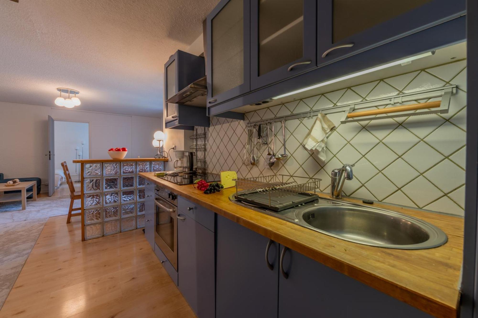 Lyret 1 - Happy Apartment *