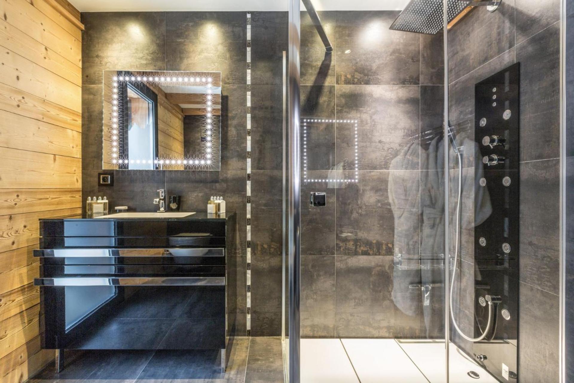 Chalet Roig Sapphire *****