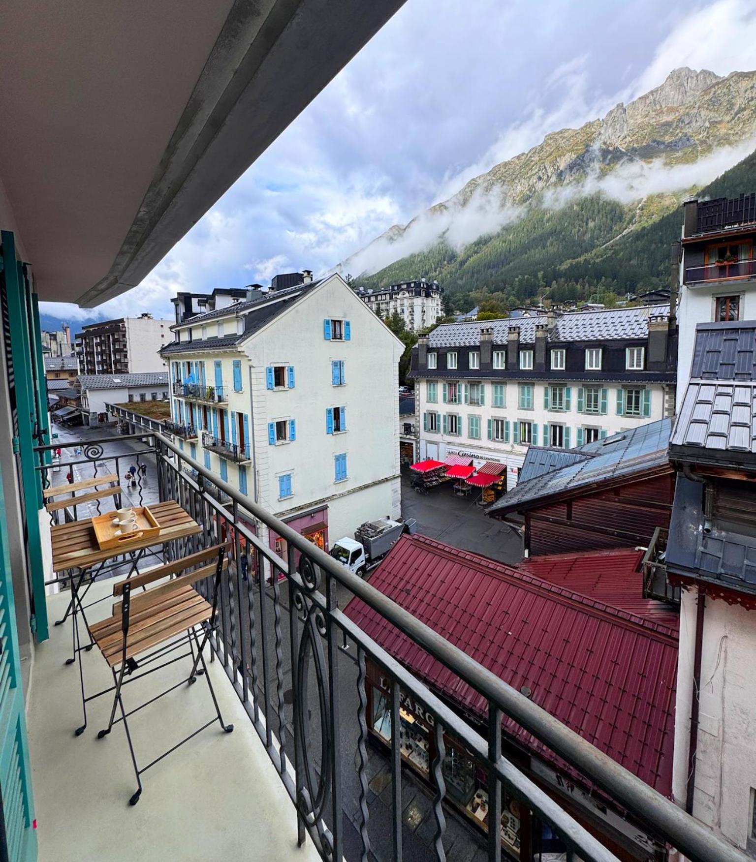 Apartment Modern 2-br In The Heart Of Chamonix