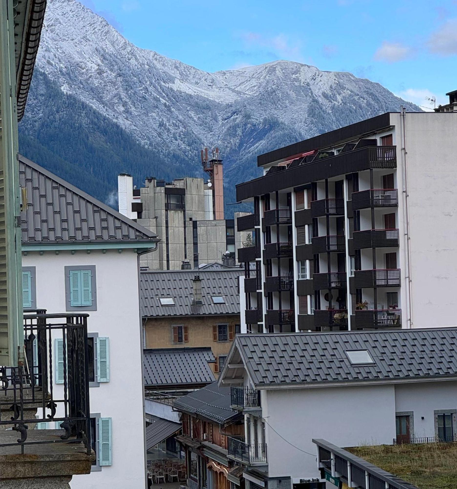 Apartment Modern 2-br In The Heart Of *