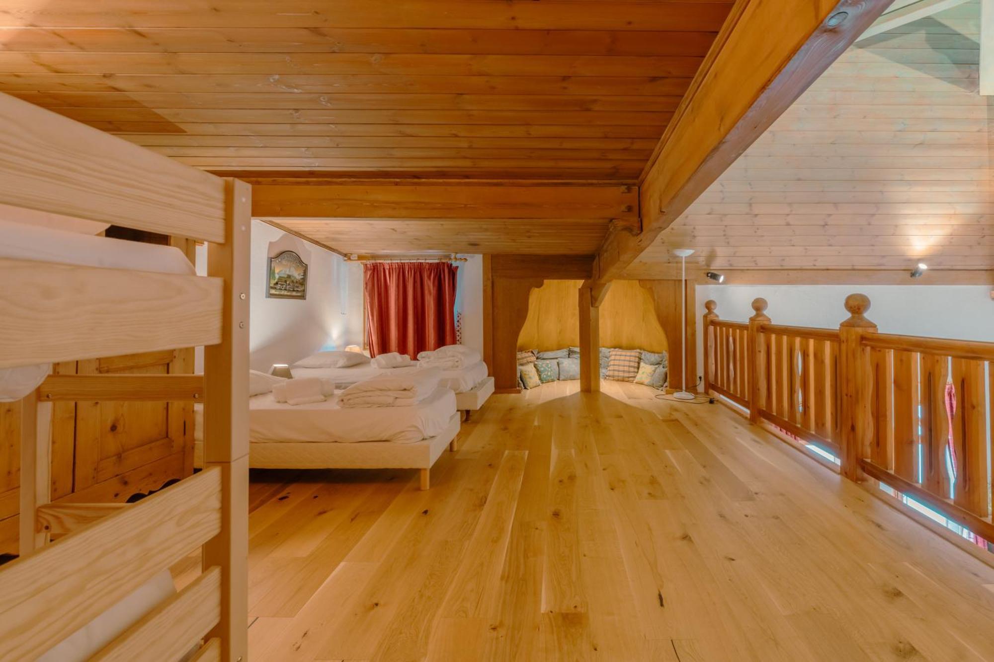 Apartment Le Cristal - Mont Blanc 13 - Happy
