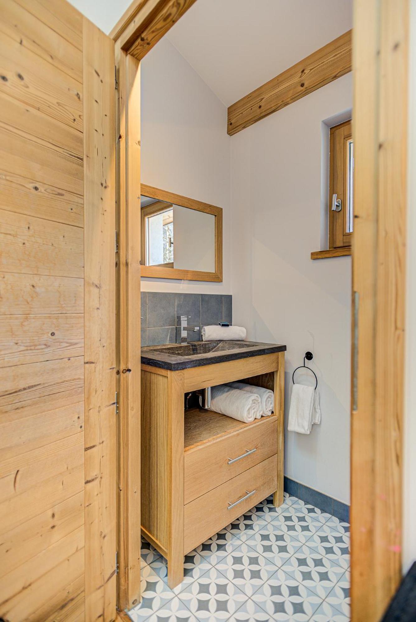 Arve - Alpes Travel - - Sleeps 10 Chalet