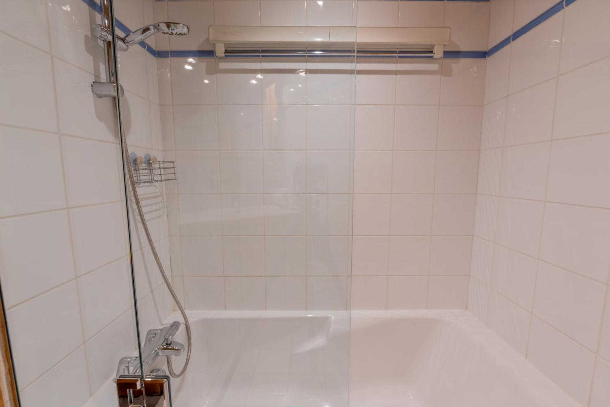 Apartment La Ginabelle - Sauna & Swimming Pool - Happy *