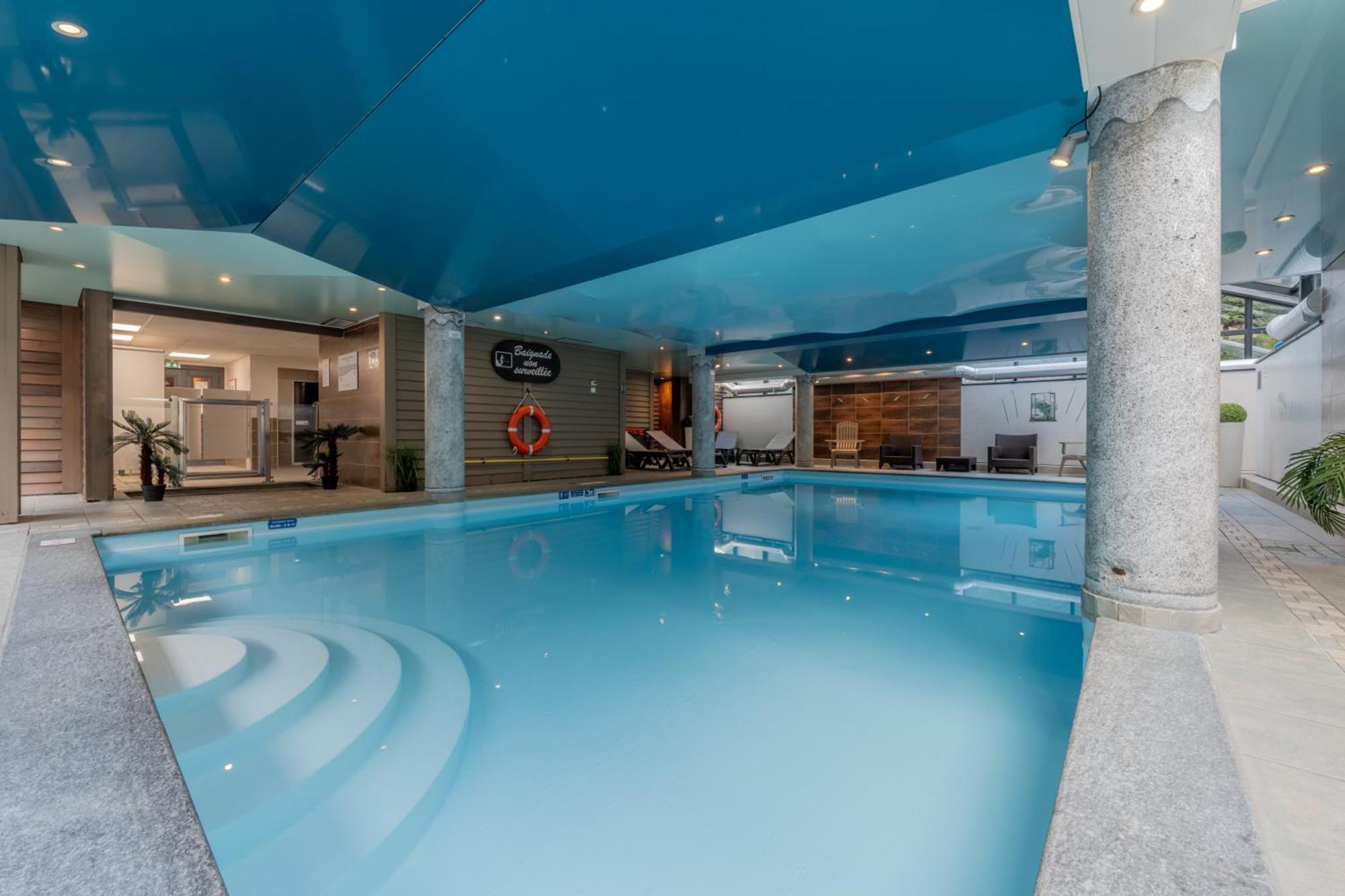 La Ginabelle - Sauna & Swimming Pool - Happy *