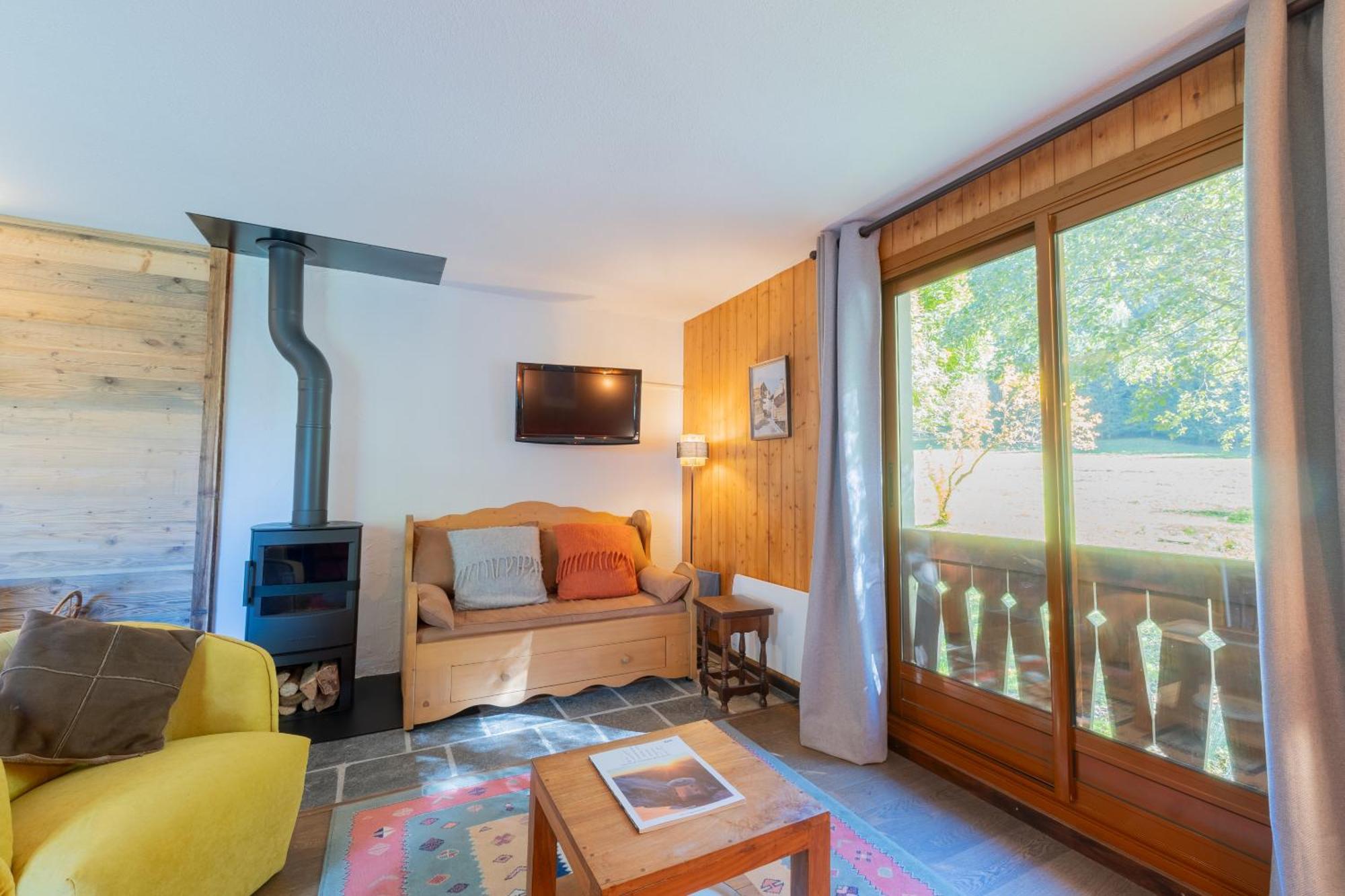 Apartment T4 Familial A Chamonix, Avec Parking Et Pres Des Grand Montets *