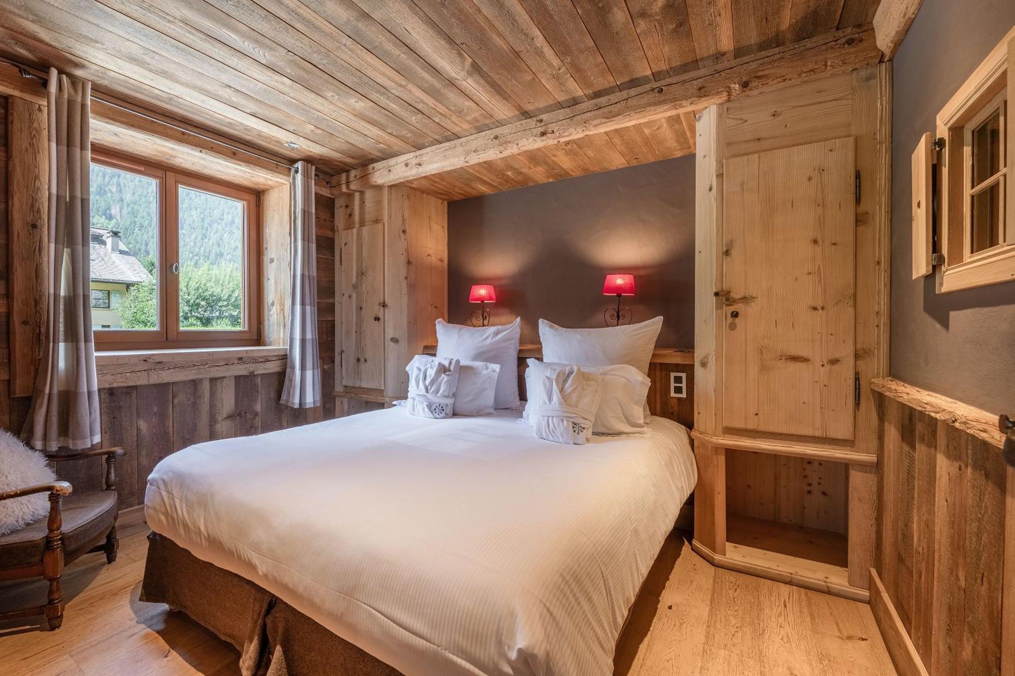 Paccard Locations * Chamonix