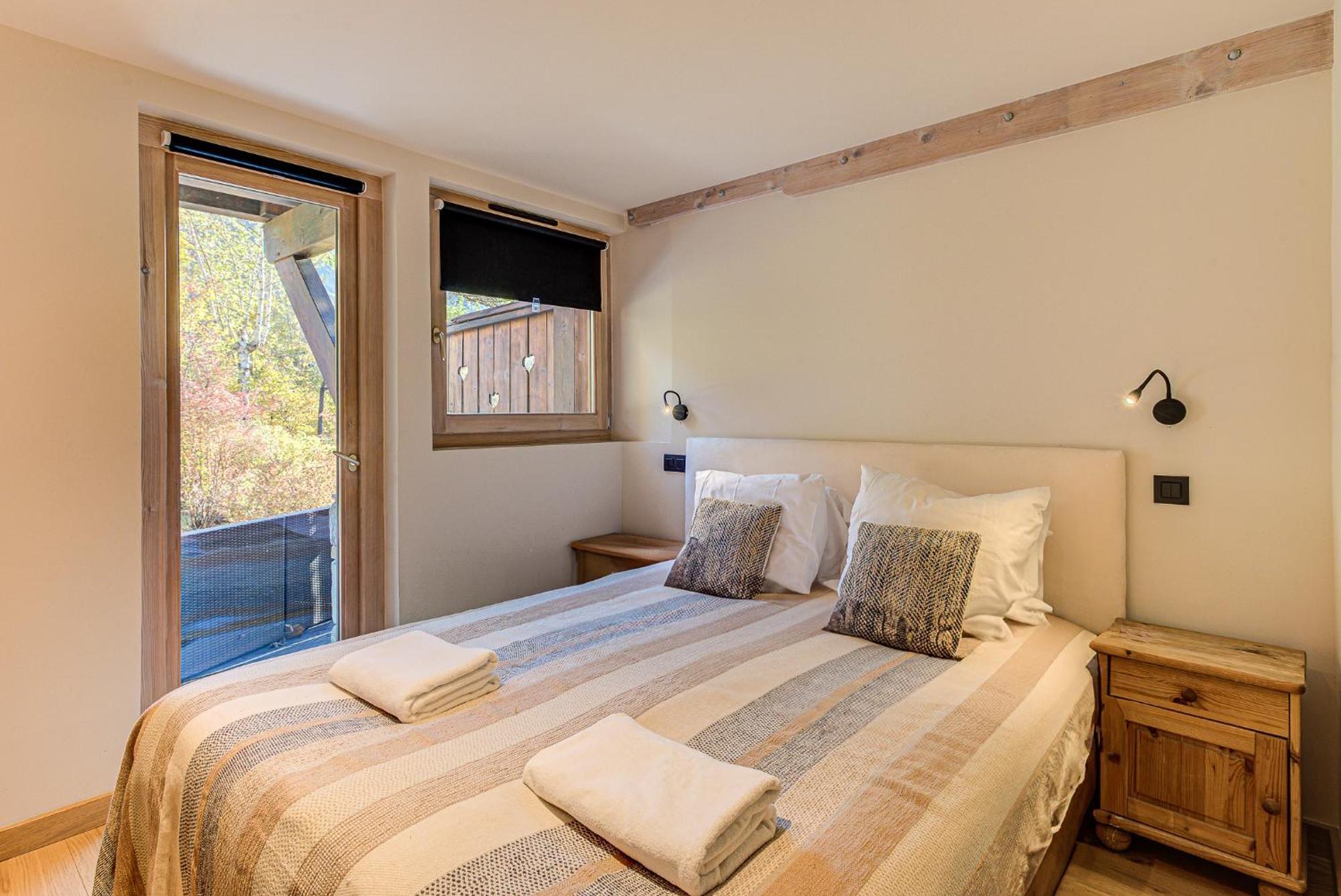 Chalet Big Mountain House - Alpes Travel - Les Praz - Sleeps 8