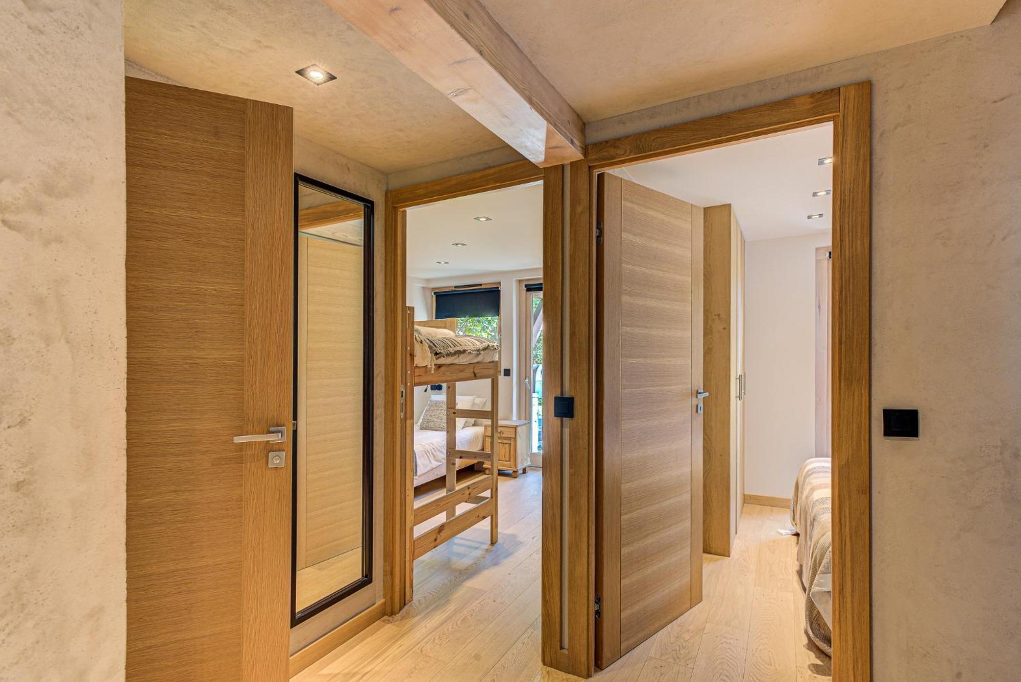 Kaiya - Alpes Travel - Les Praz - Sleeps 8 Chalet *