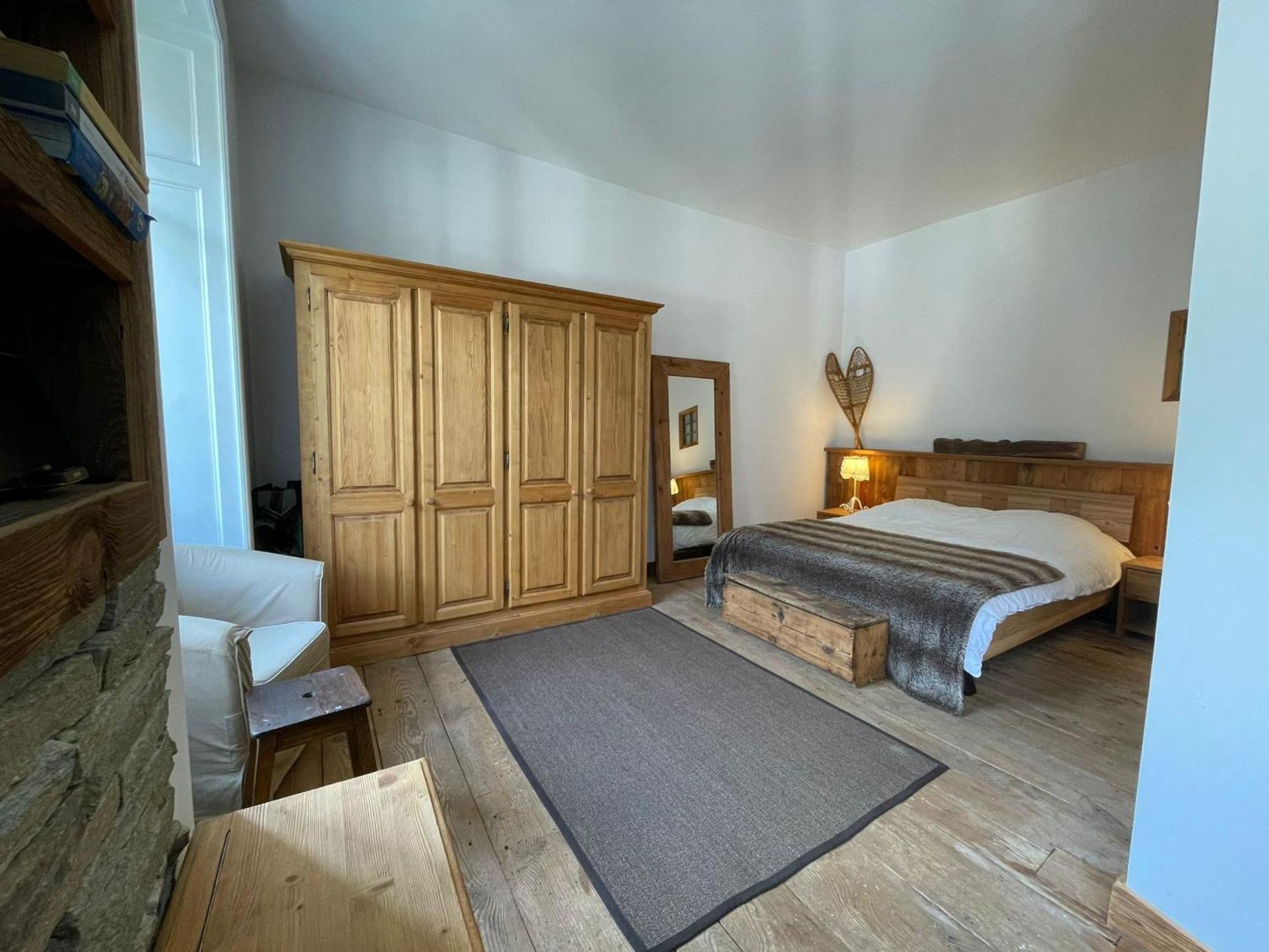 Superbe A Avec Balcon Et Vue Mont-blanc - Fr-1-343-209