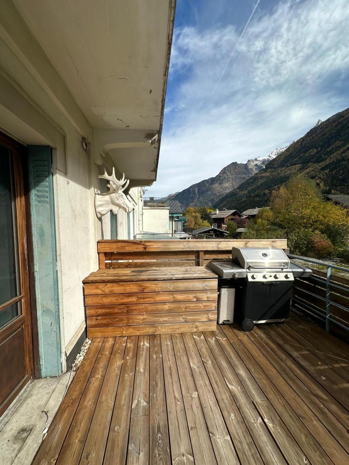 70sqm In Heart Of Apartment *