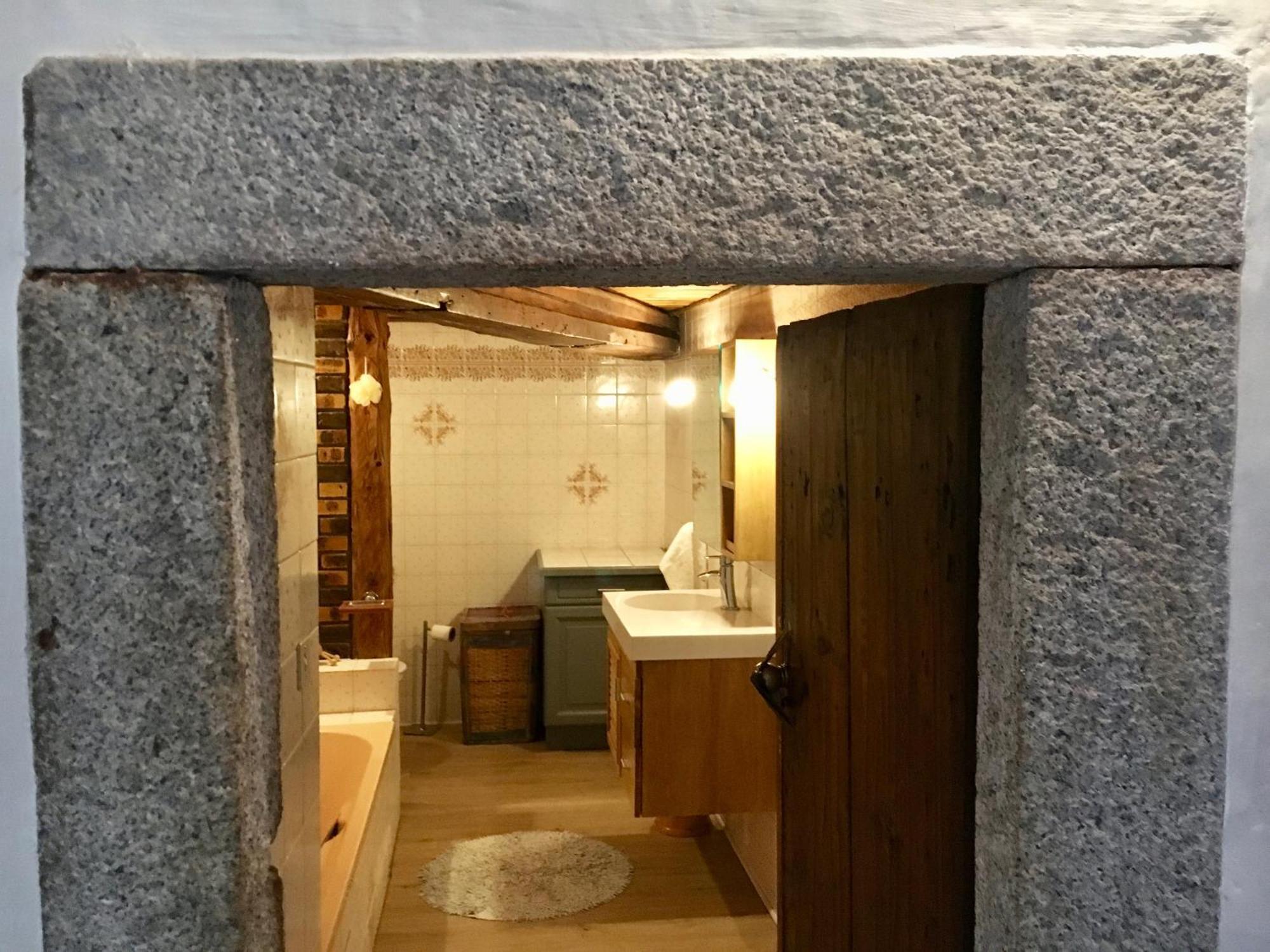 Marmotte Mountain Manor Lodge