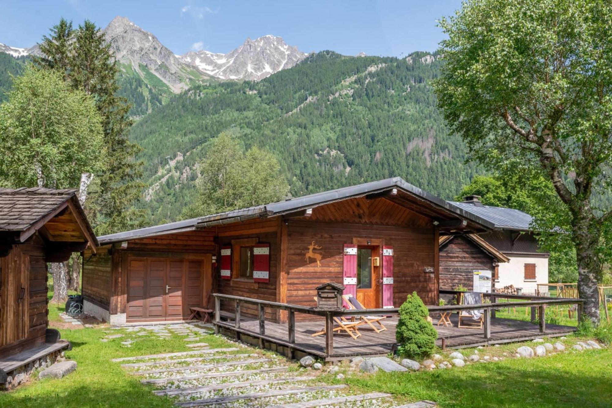 Chalet Cocooning Small Chaming With Garden Chamonix