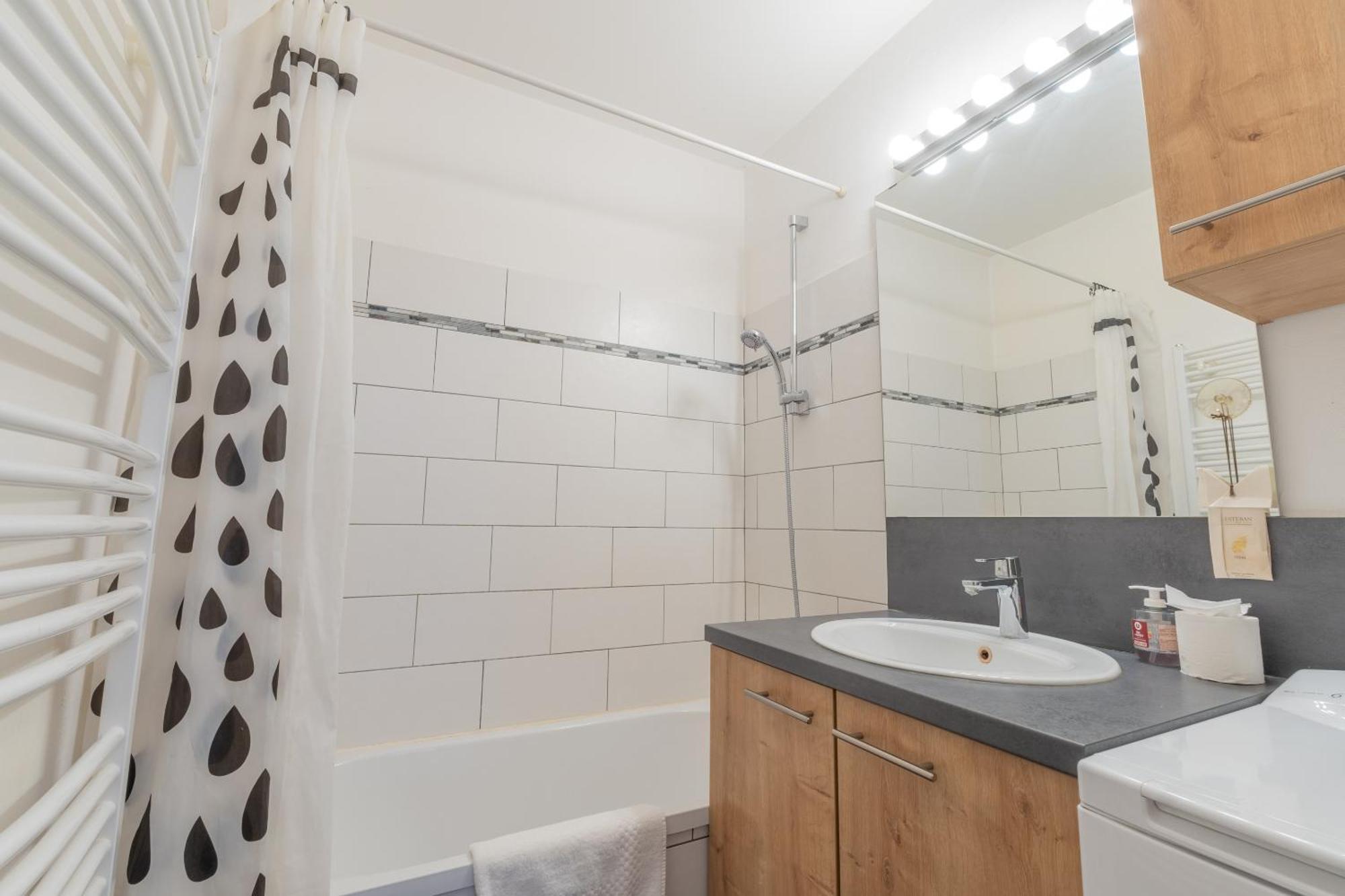 Lumineux A Avec Vue Imprenable Sur Mont Blanc Et Parking Apartment
