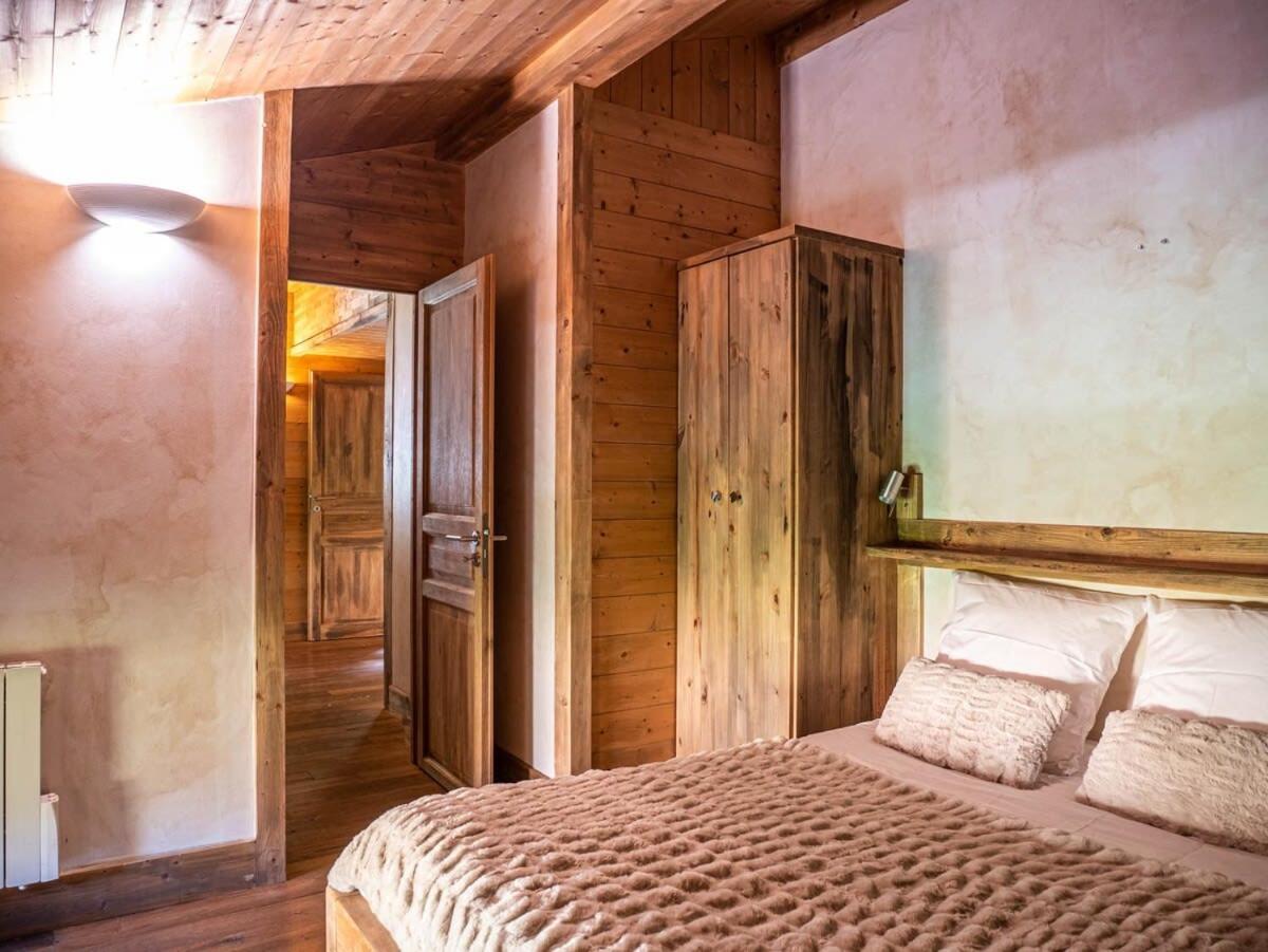 Ferienhaus Demi-chalet En Plein Coeur De - Gabi Chamonix