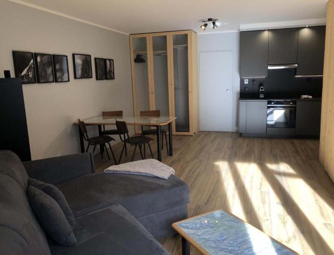 Base Camp Vue Mont Blanc Centre Apartment *
