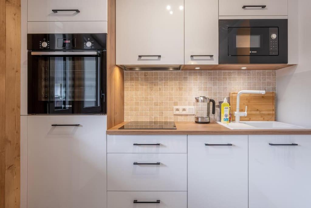 Apartment Clos Savoy - New Close To Center & Free Parking - By Cozee Chamonix